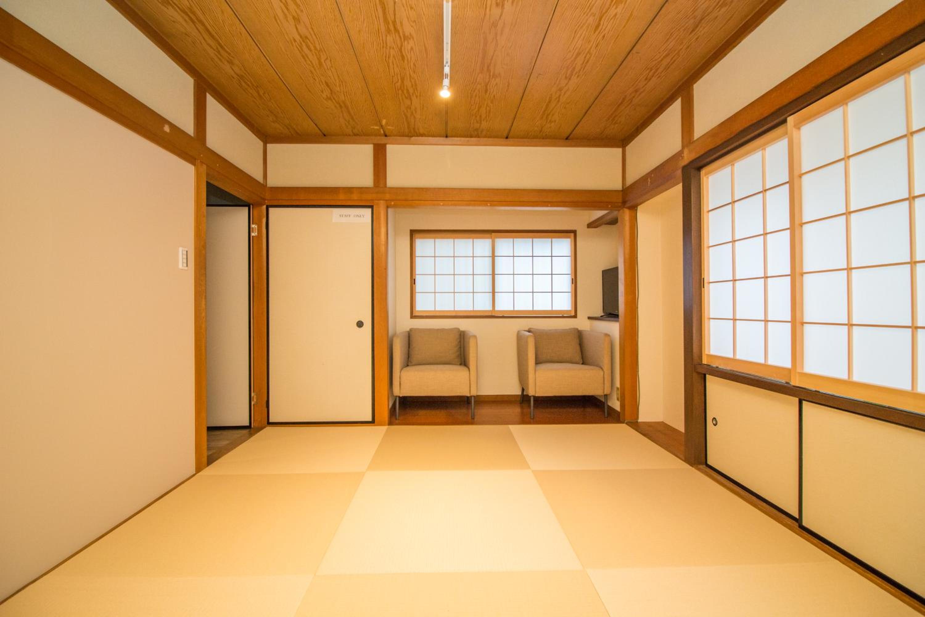 Hokusai Stay