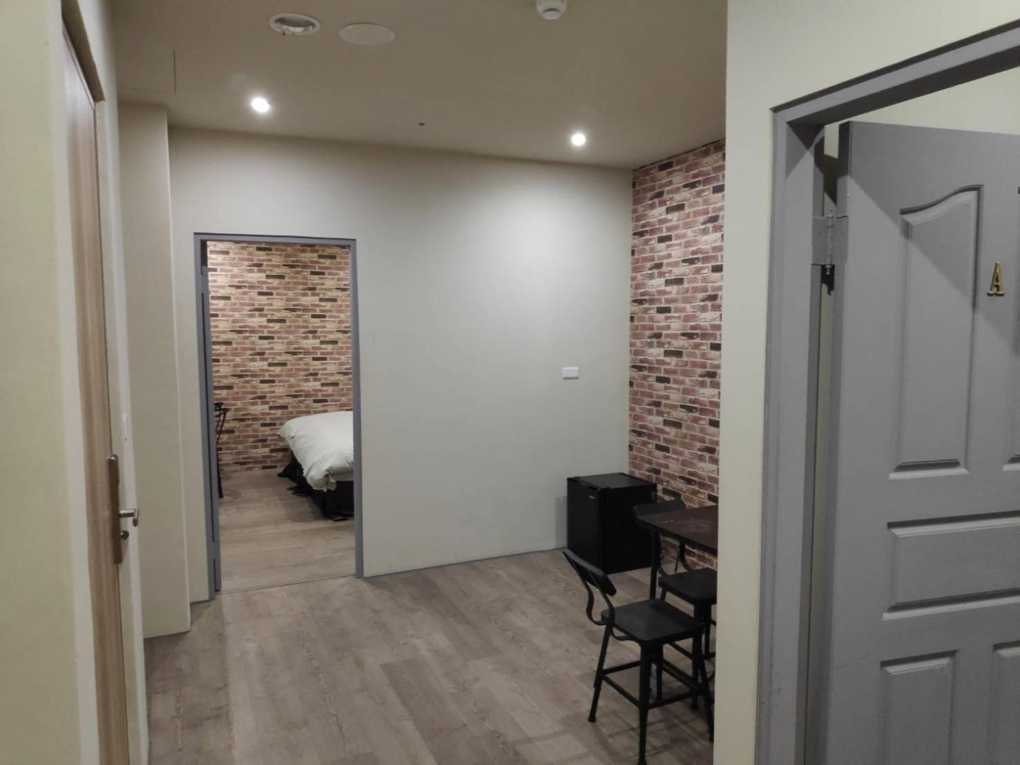 Saint Hostel