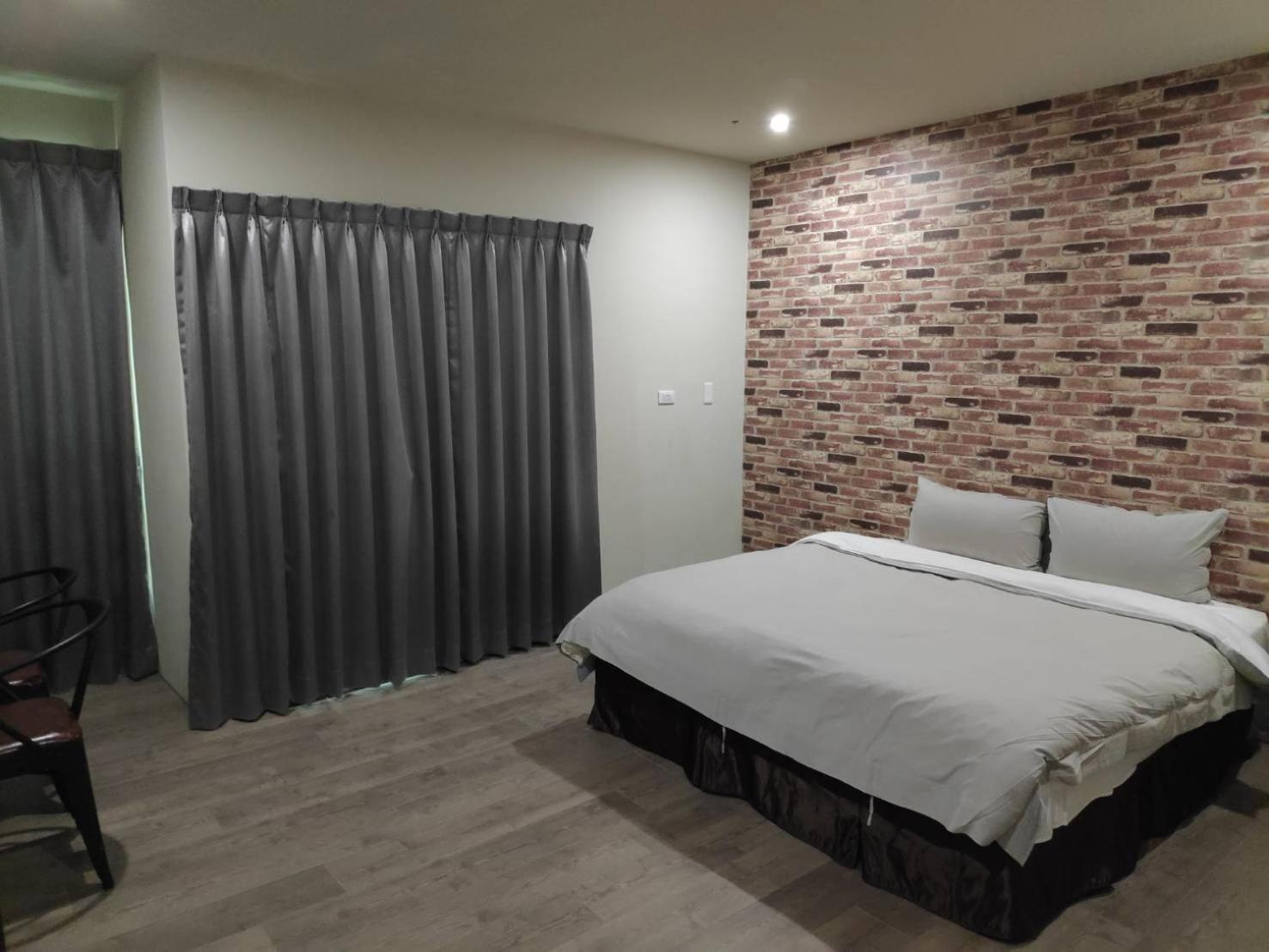 Saint Hostel