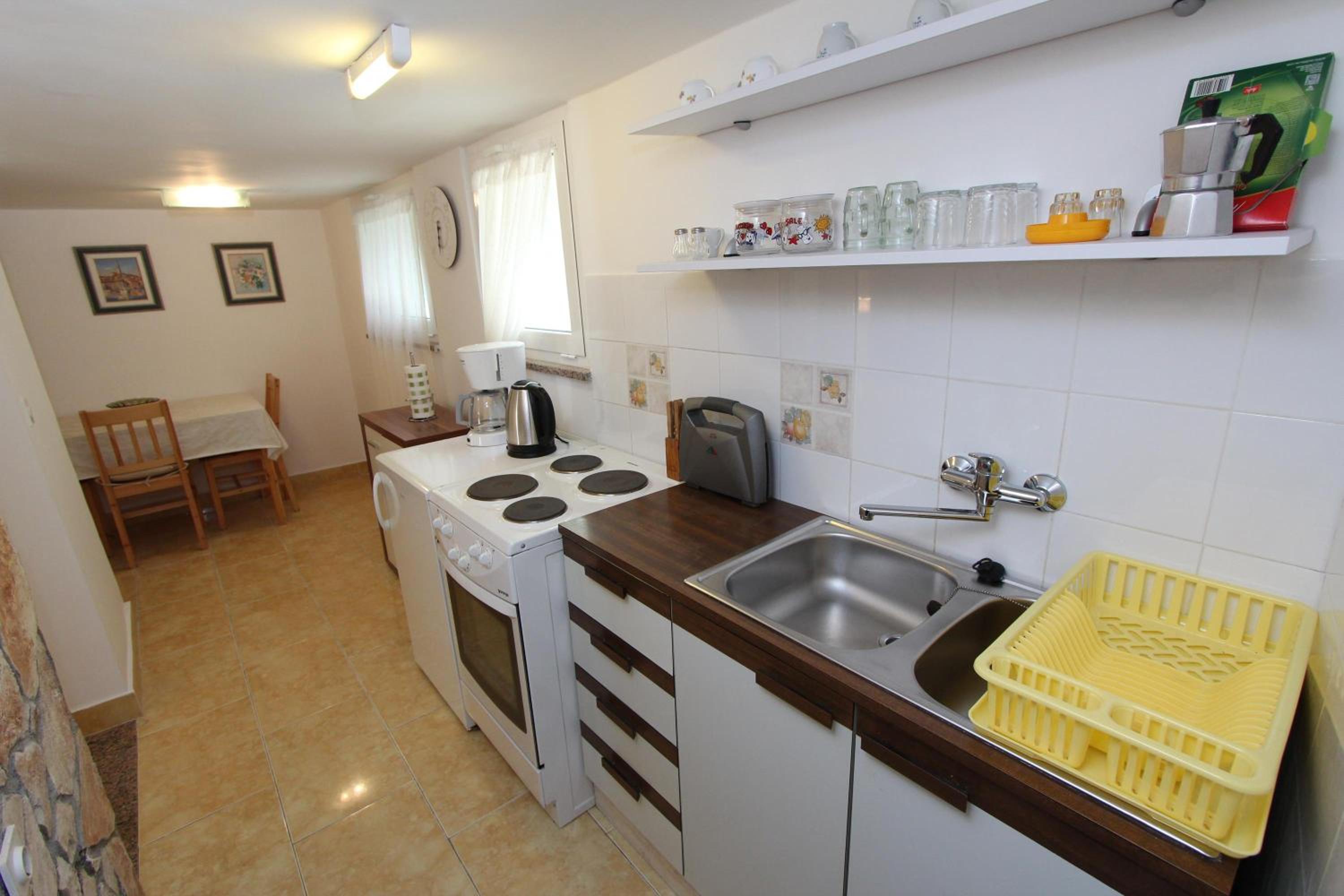 Apartments Knezović