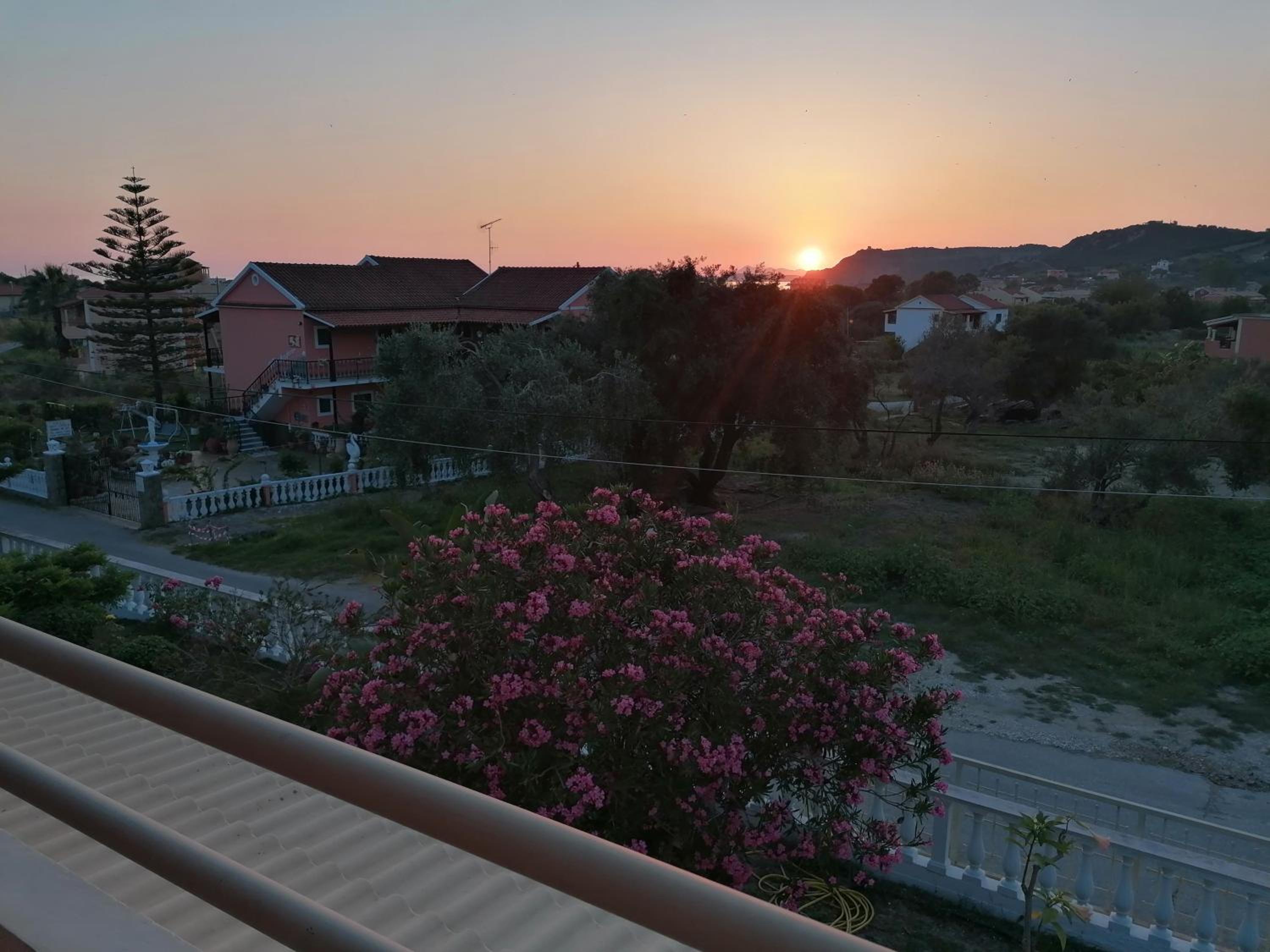 Makis Apartments