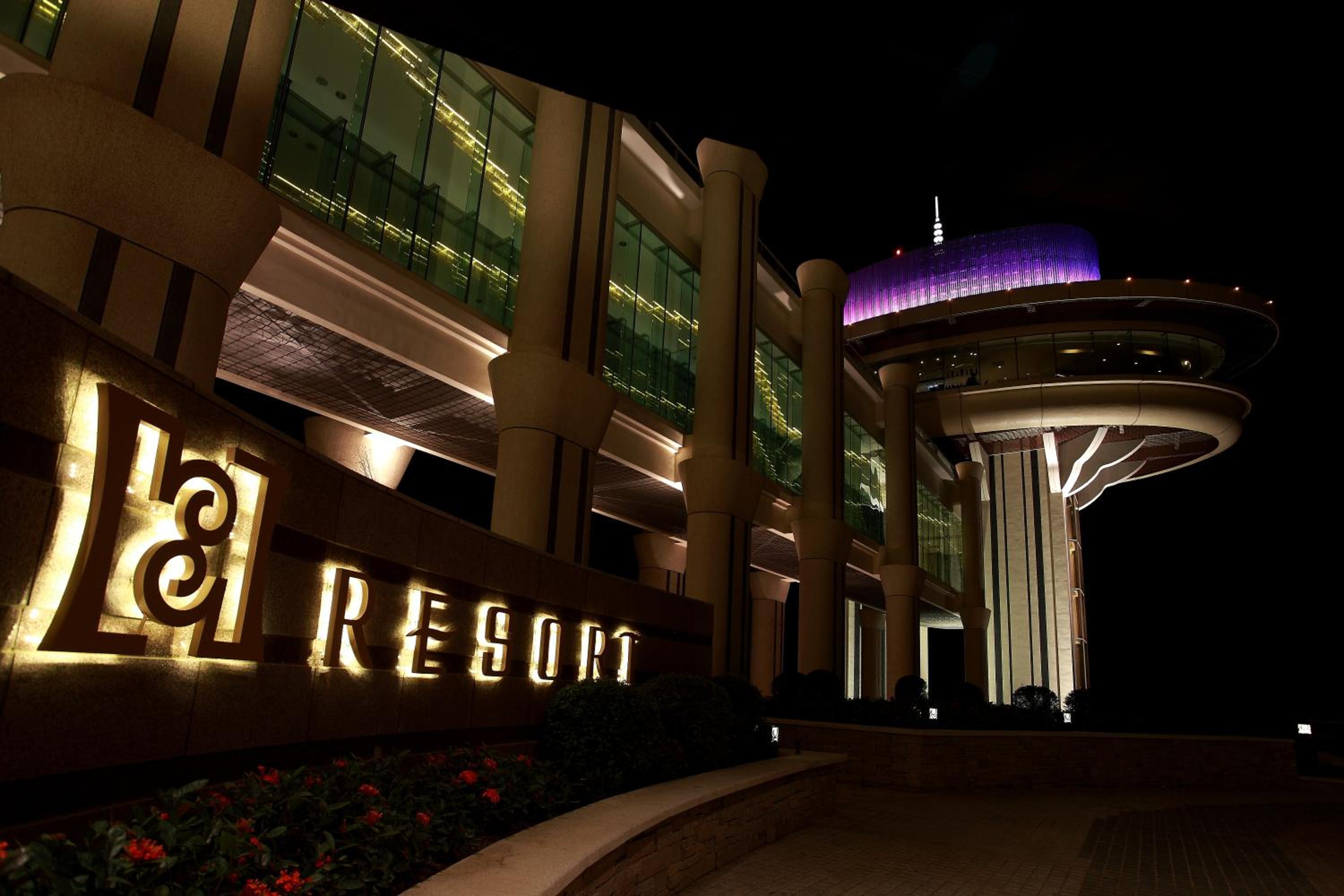 H Resort