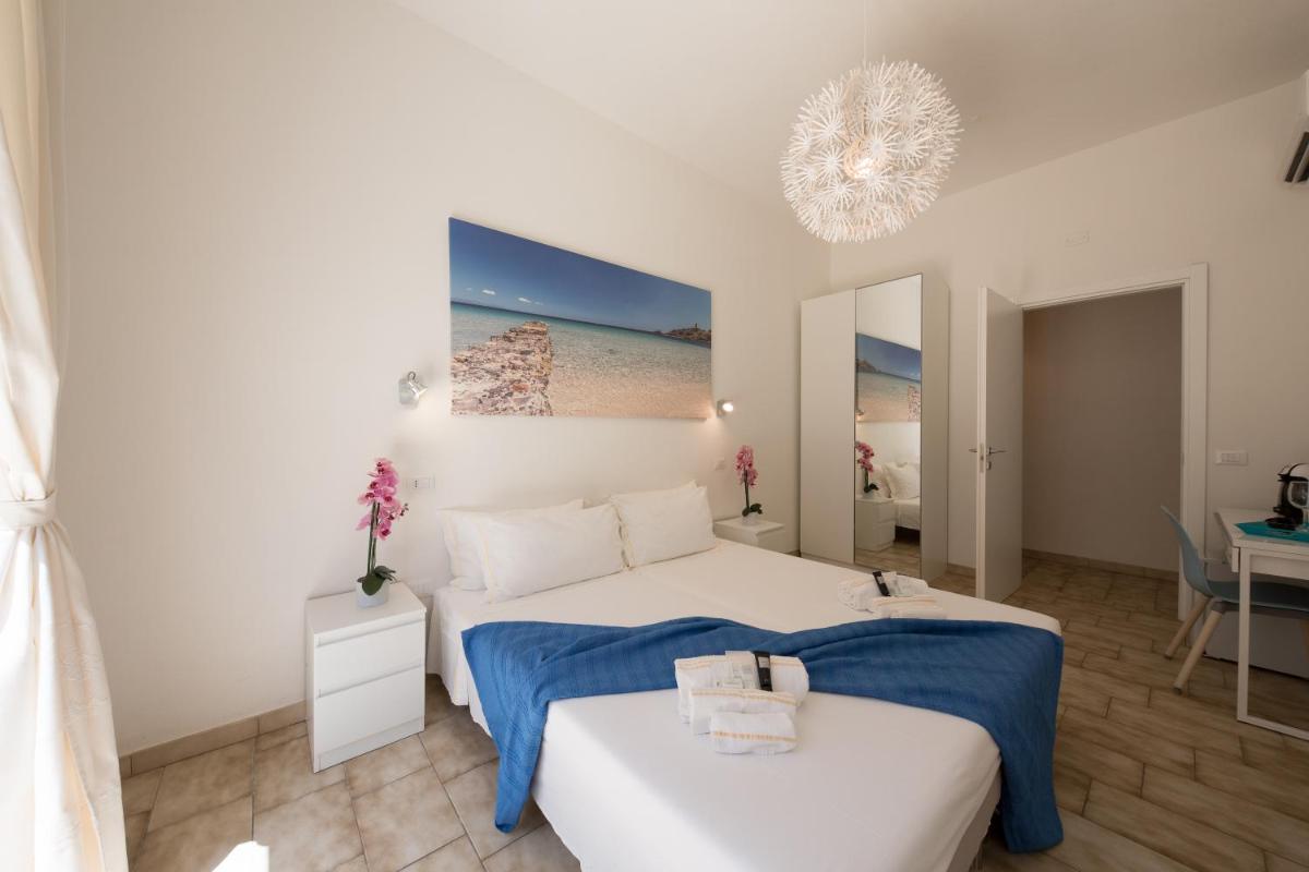 Coru e Mari - City Center & Private Parking view 4