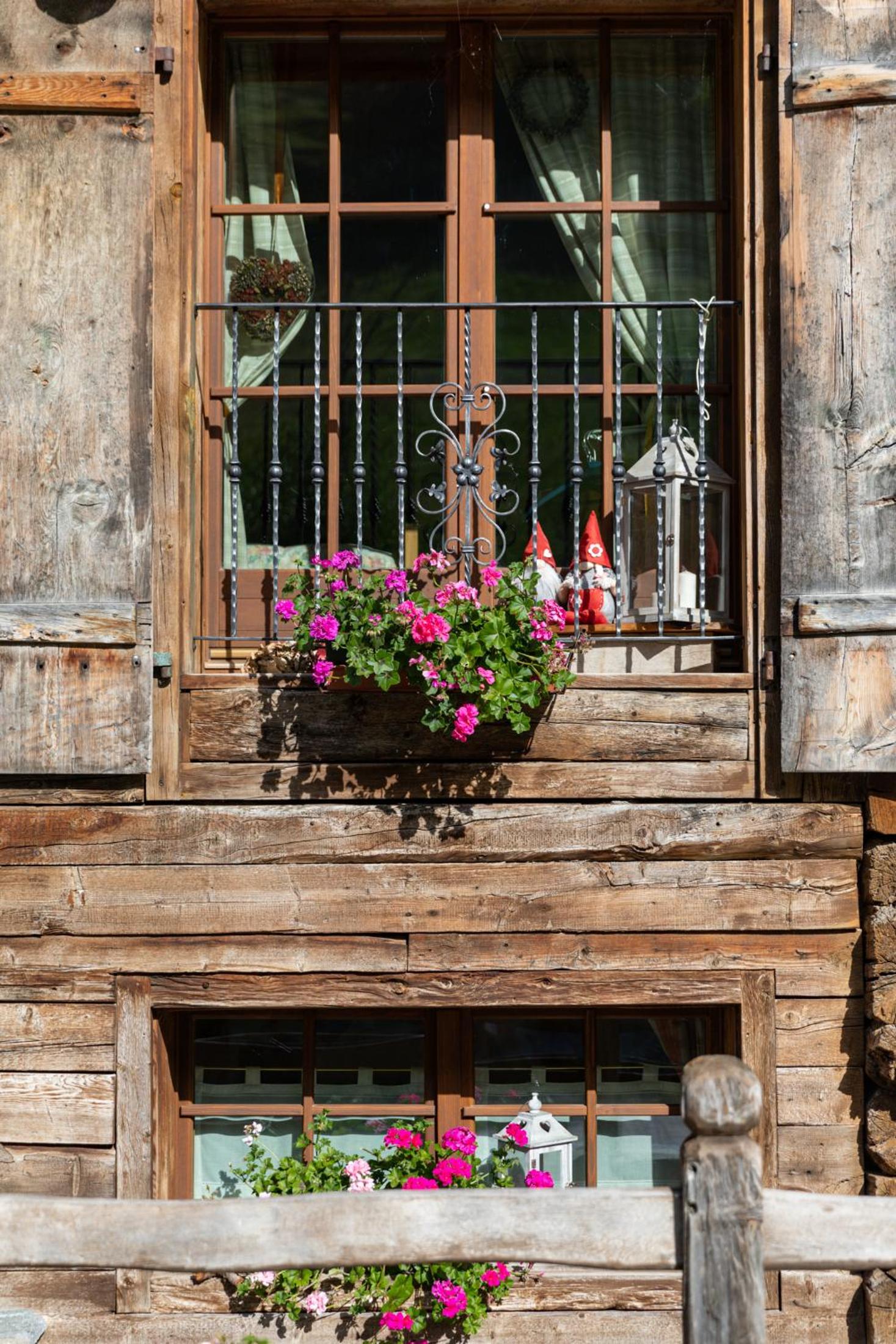 Chalet Mistral view 2