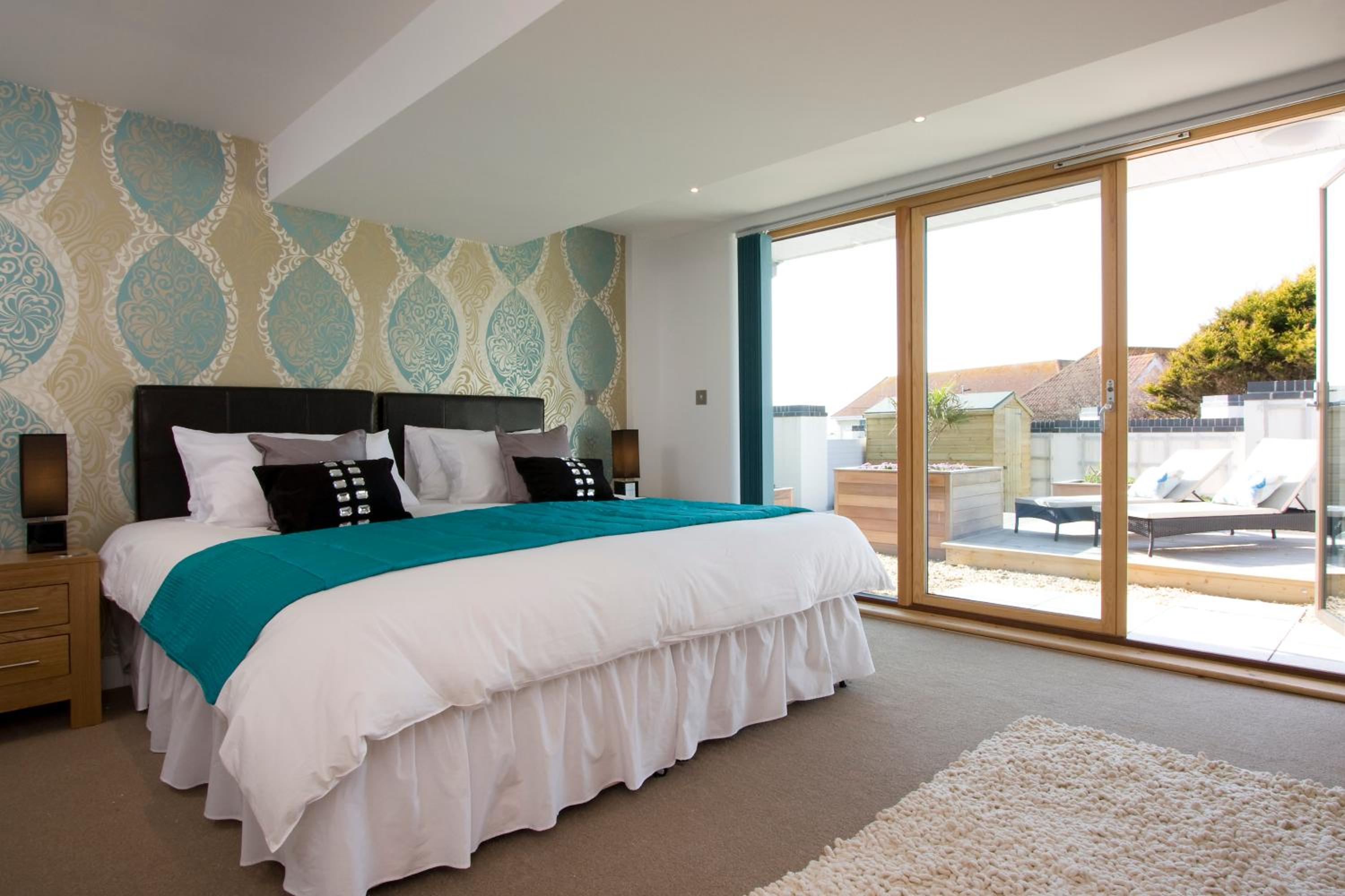 Fistral Beach Garden Apartment 3