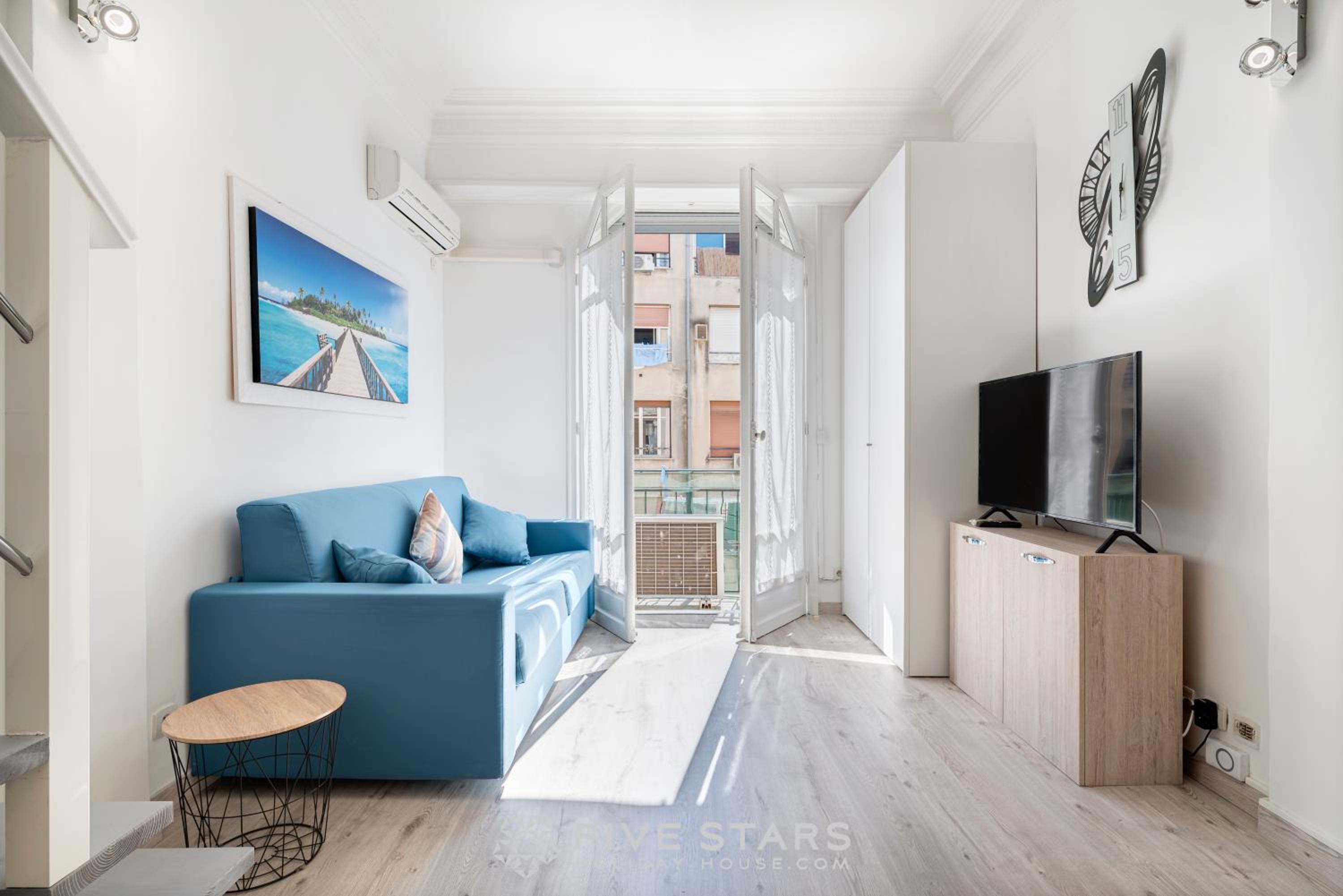 Studio Imperator Five stars holiday house view 5