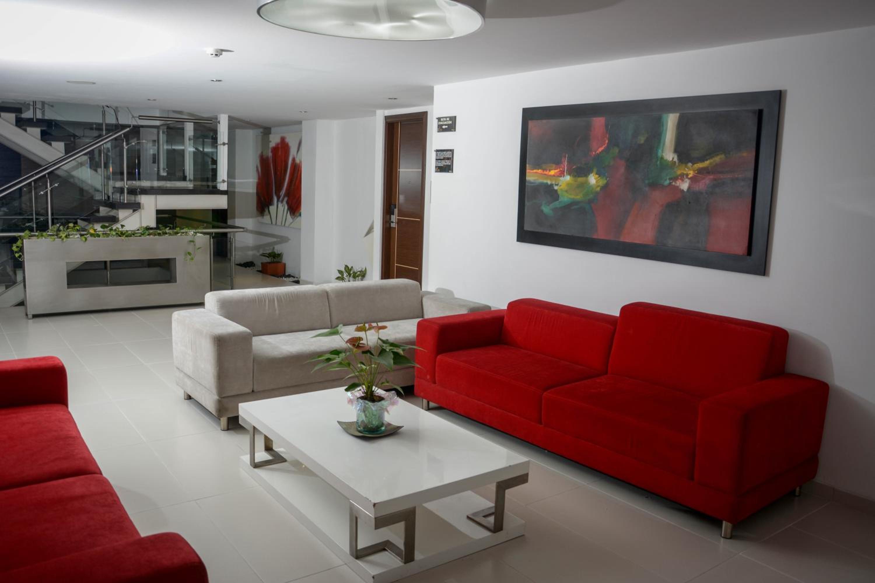 Zi One Luxury Hotel - Image 4