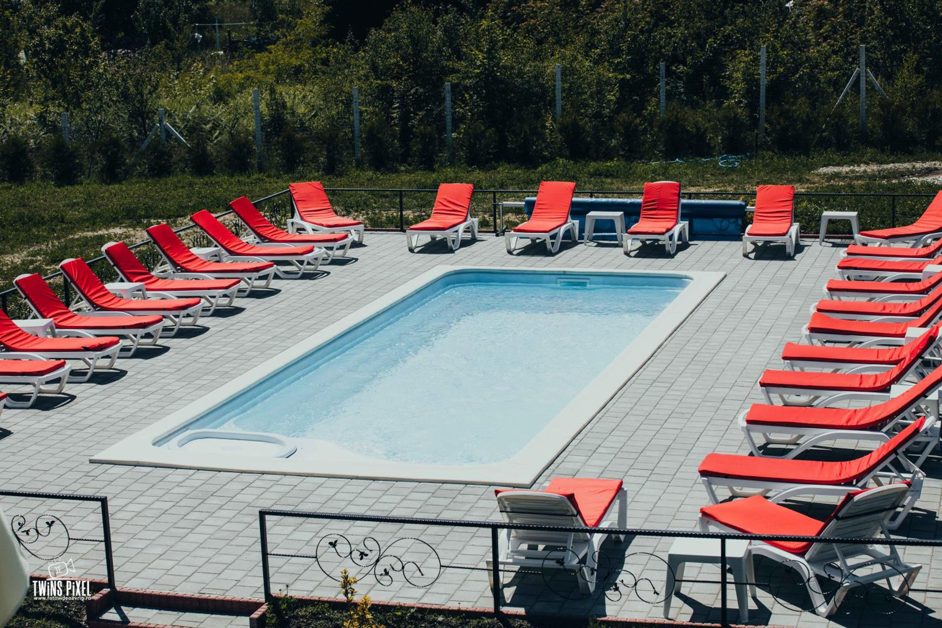 Popasul Montan - Piscina, Tenis & Vedere Munte