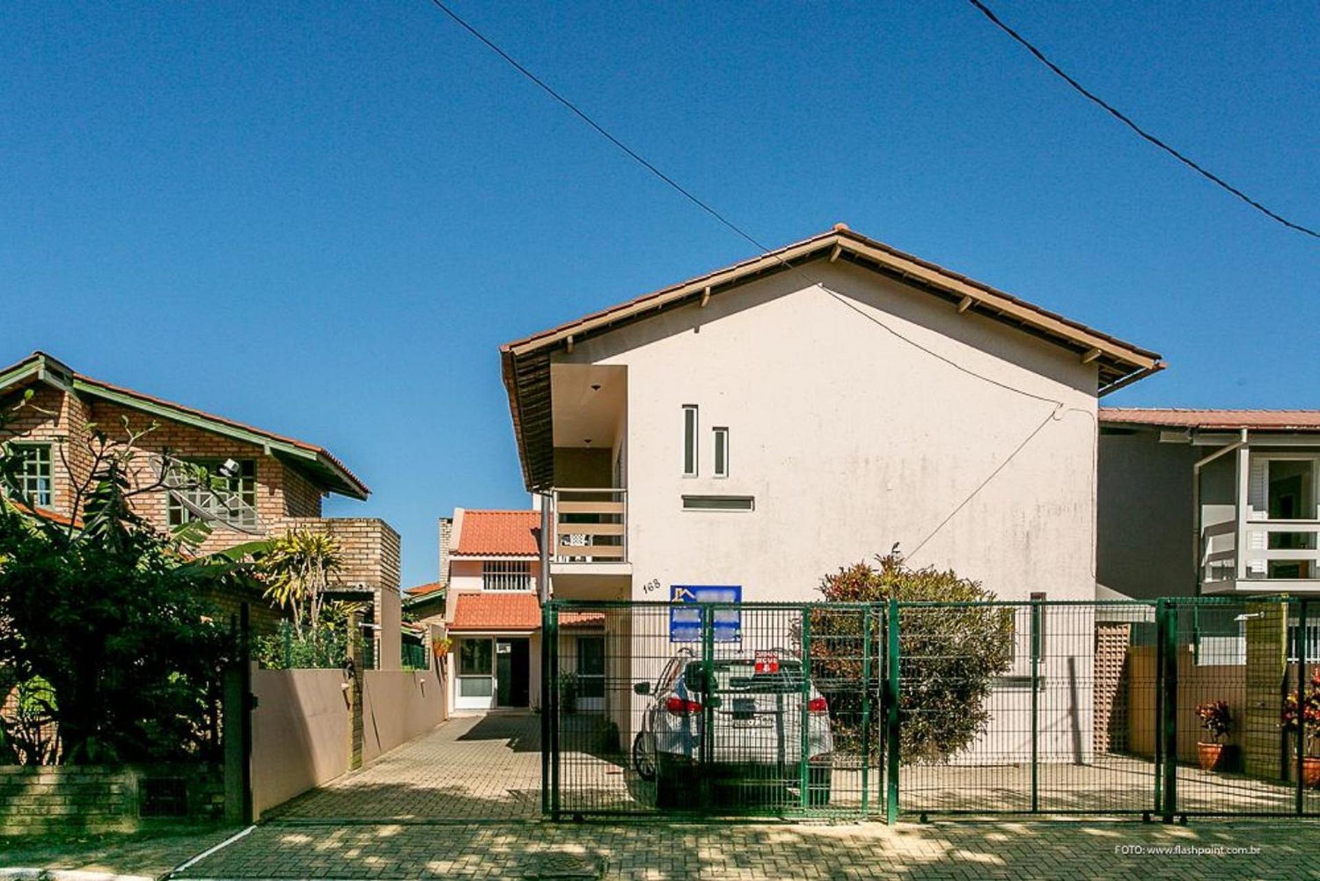 Apartamento nota 10 na praia da Barra da Lagoa