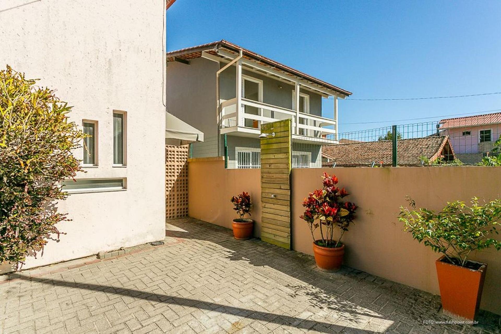 Apartamento nota 10 na praia da Barra da Lagoa