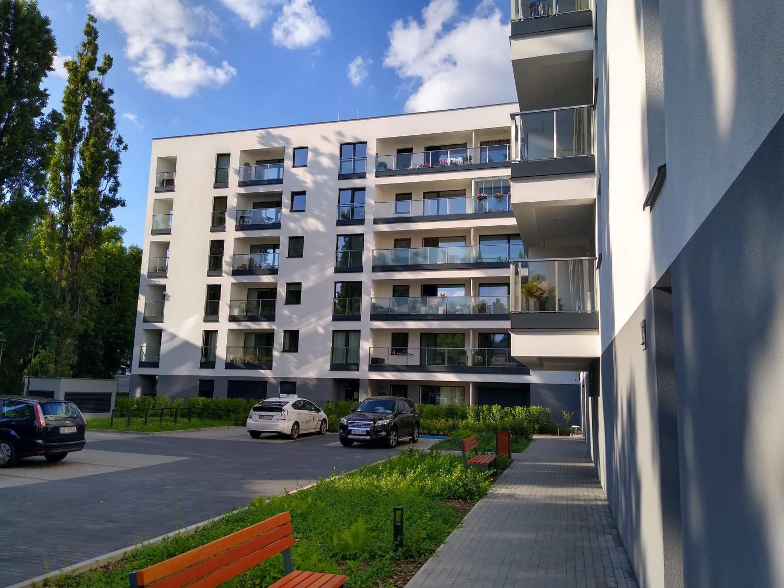 Modern Home Moldawska view 5