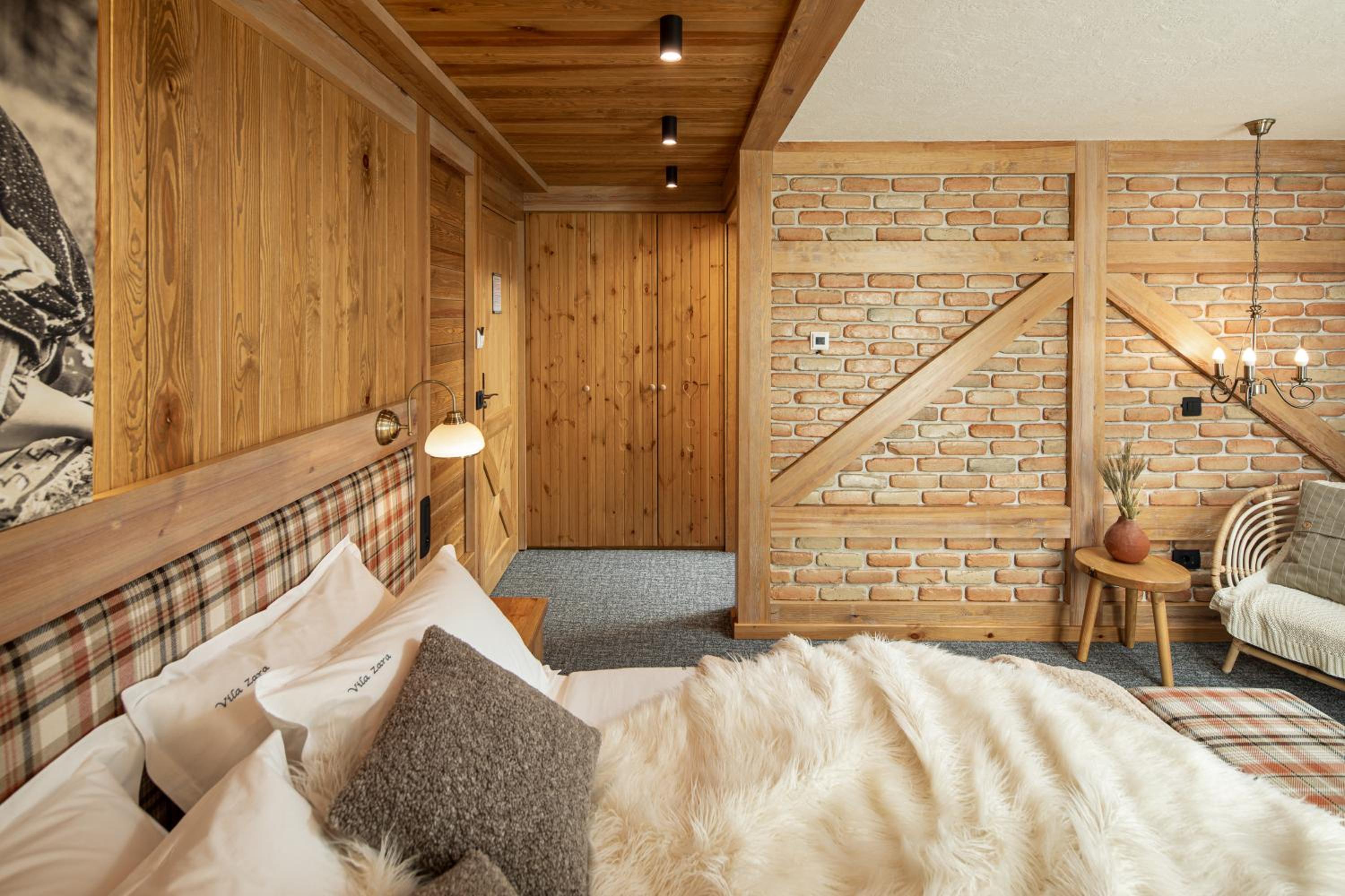 Zara Chalet