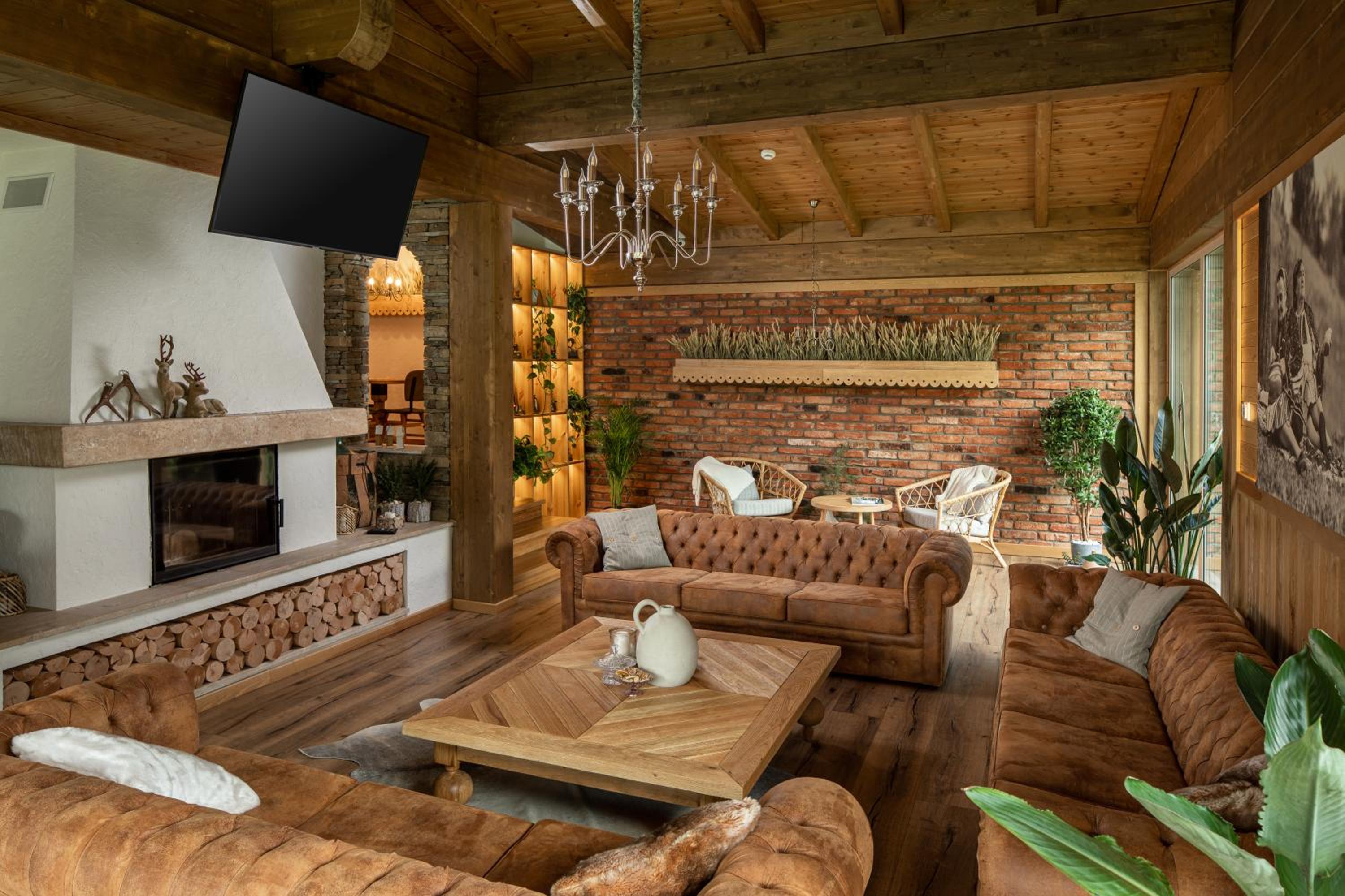 Zara Chalet