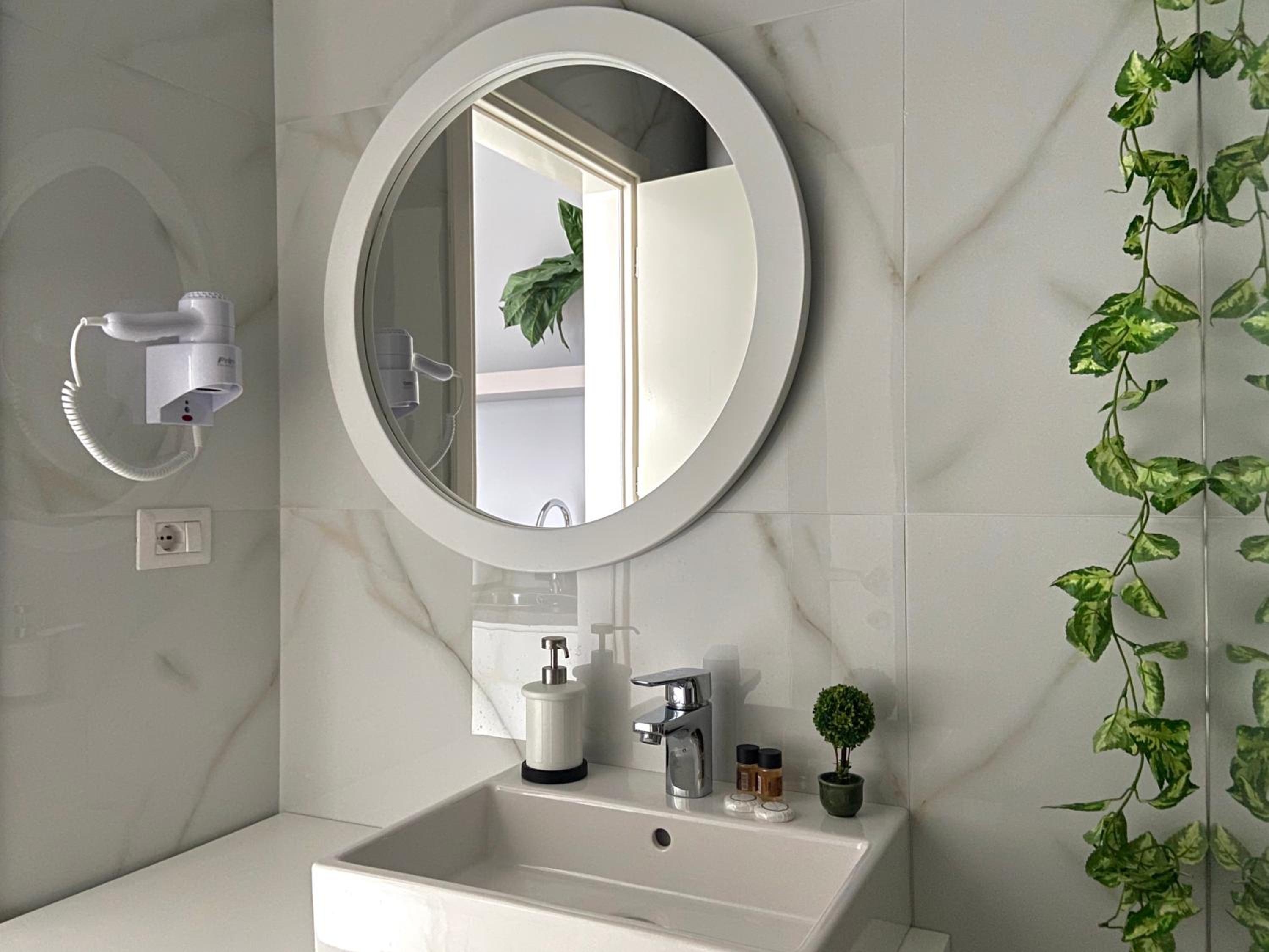 Sea Horizon Vsl Suites & Apartments