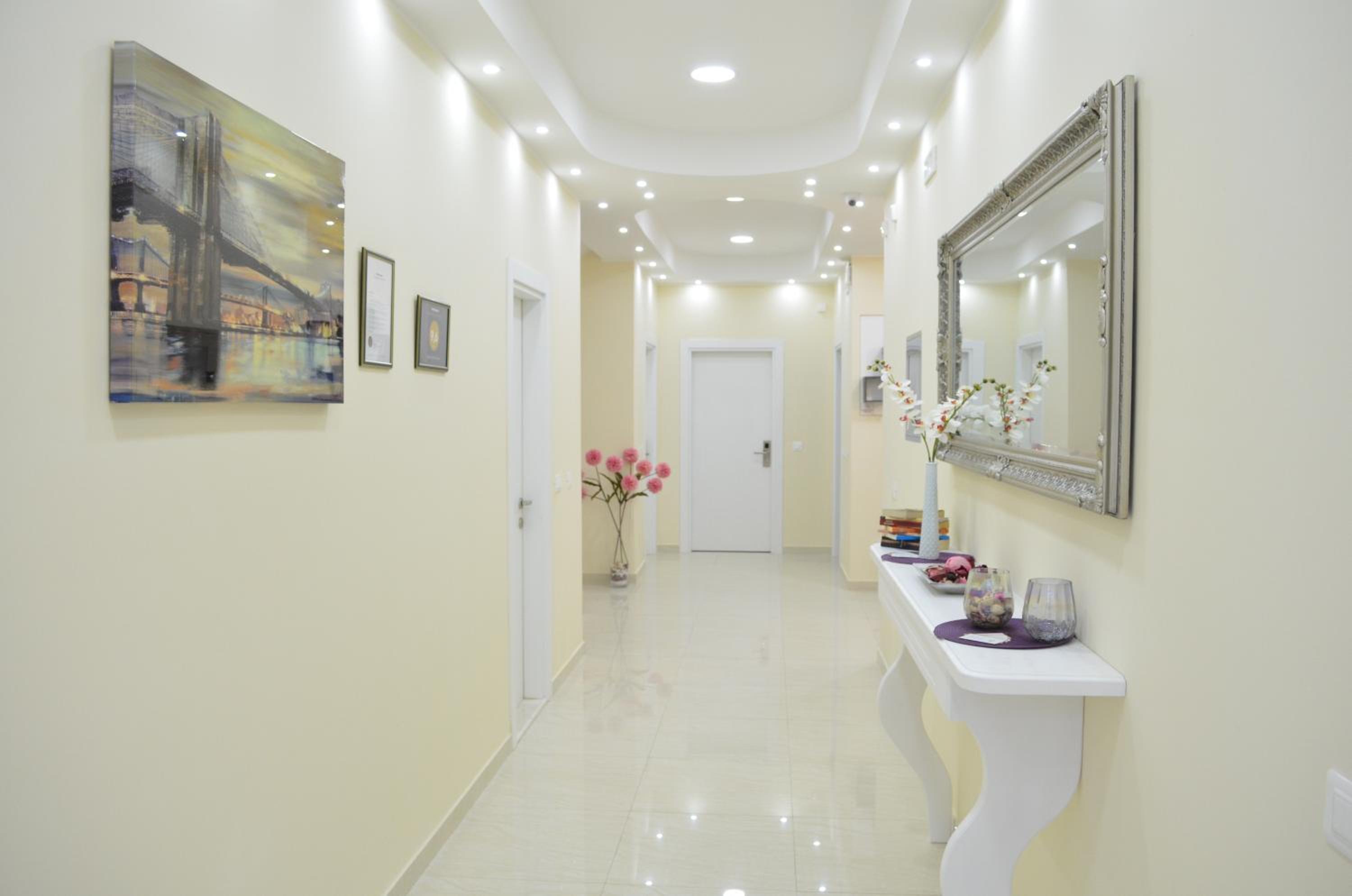 Apartments Royal Lux view 5