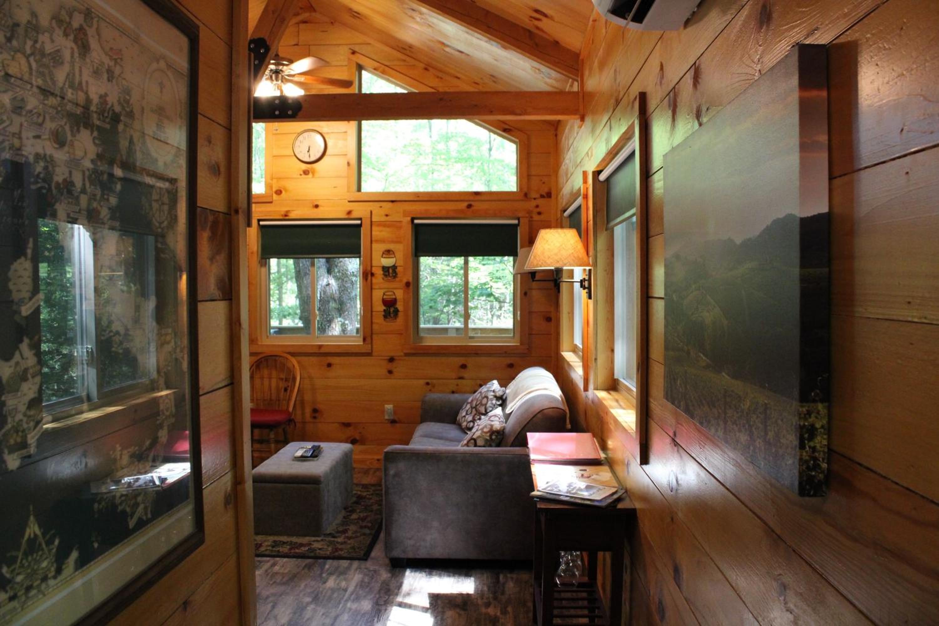 Country Road Cabins