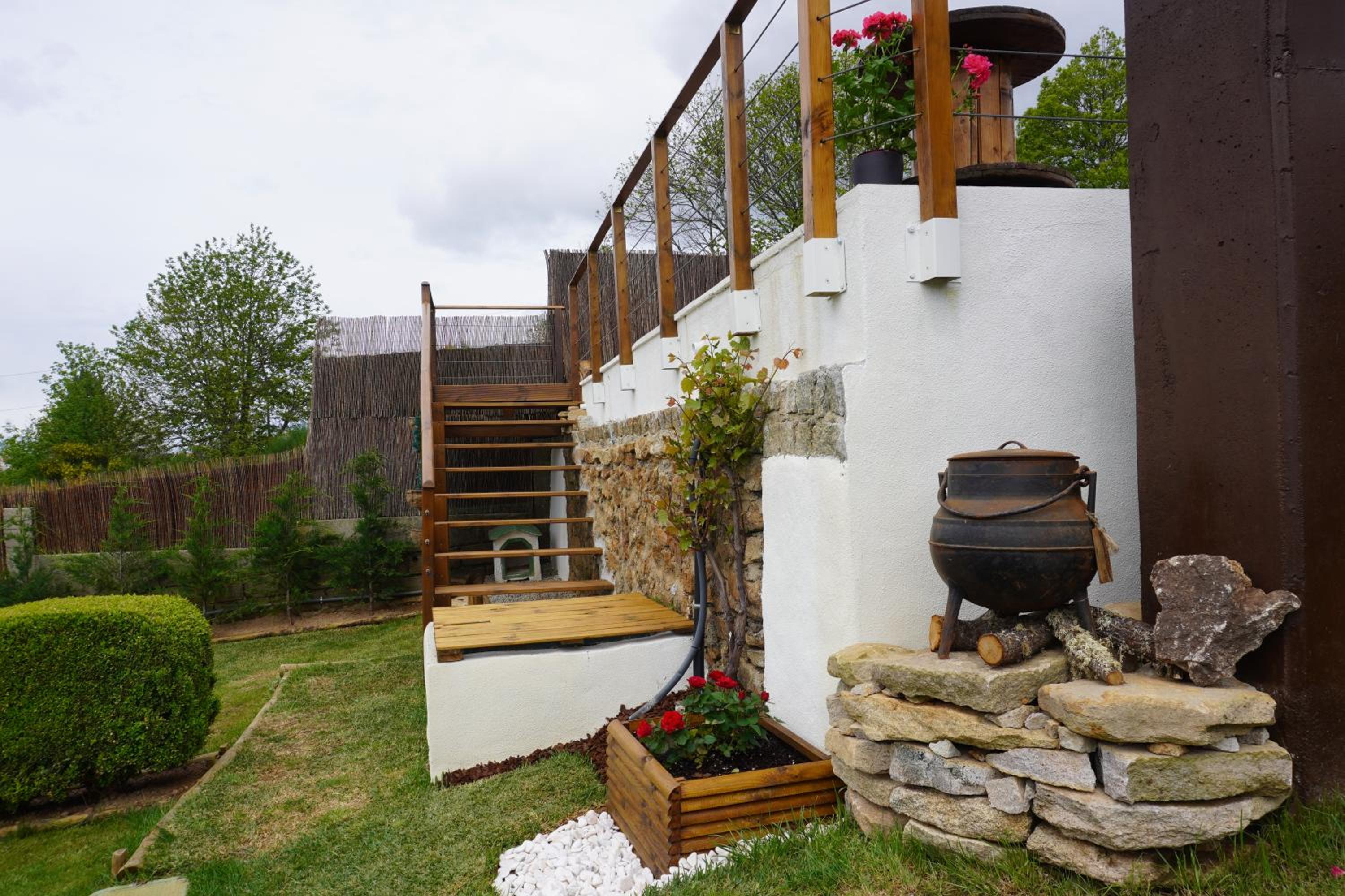 Photo 27