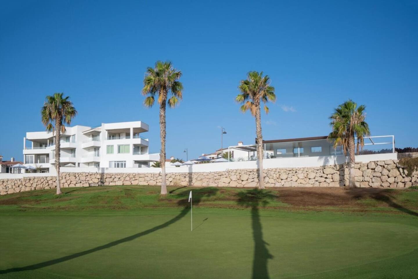 Amarilla Golf Residences — 9
