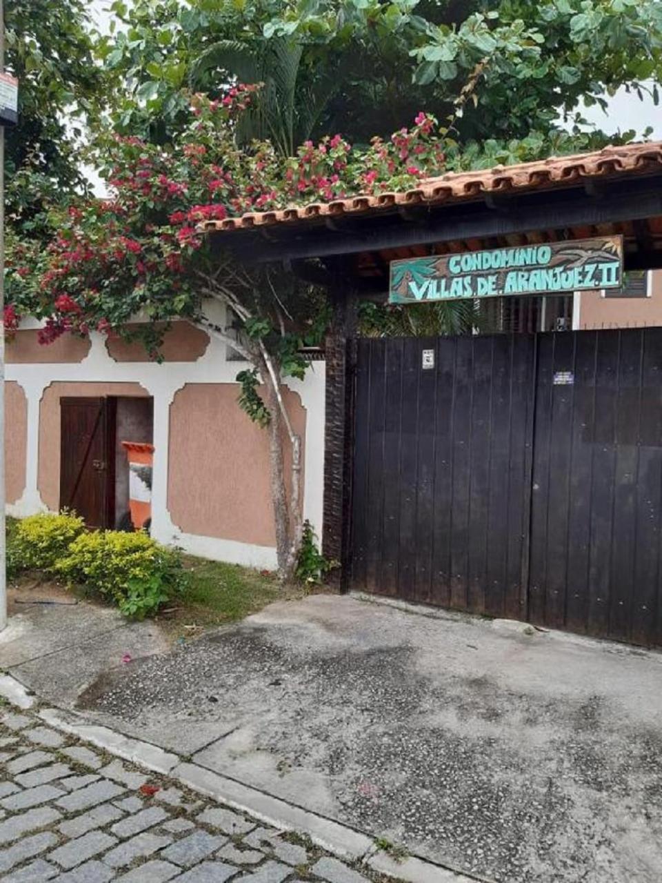 CASA DE PRAIA DO PERÓ