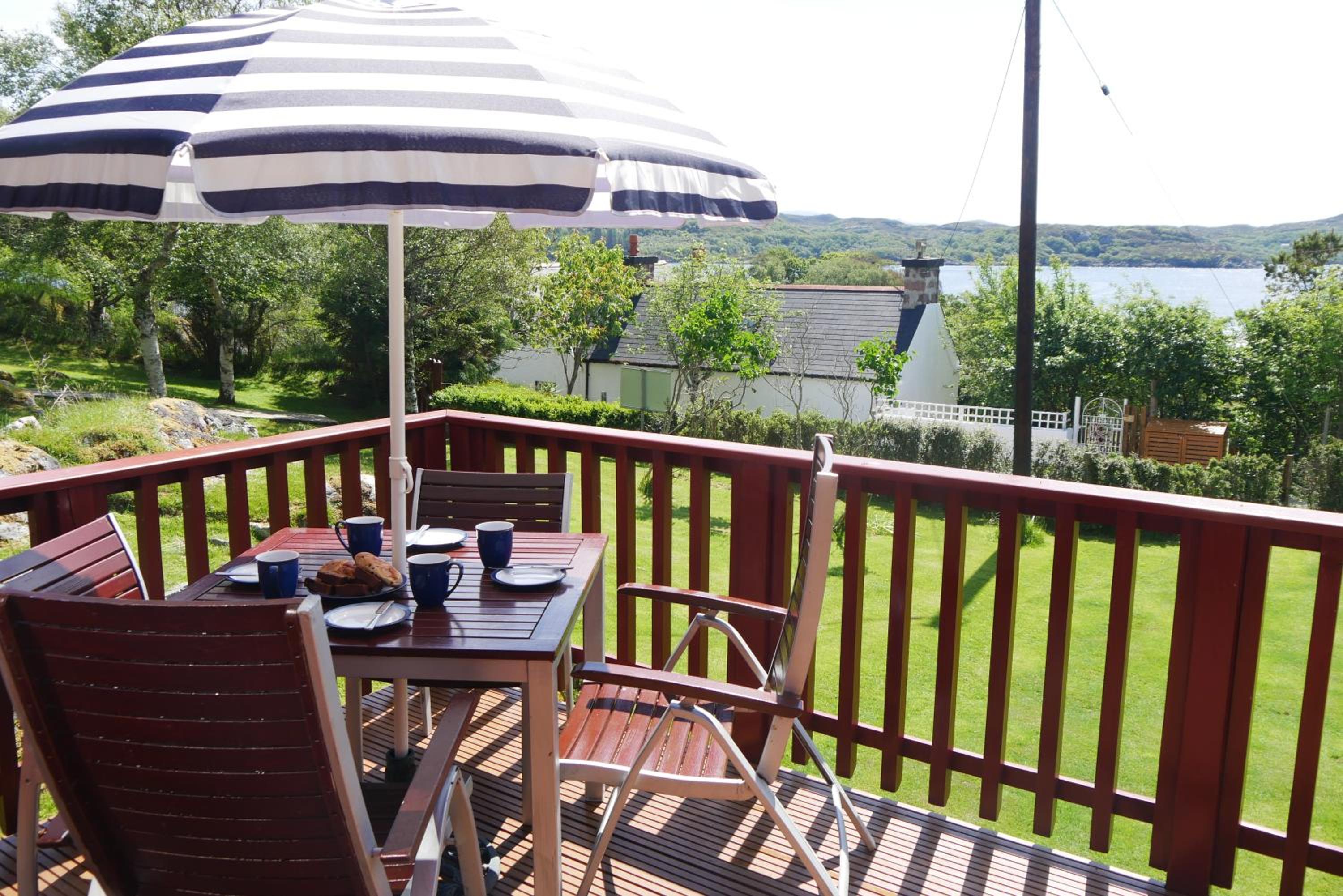 Caisteal Liath Chalets view 2