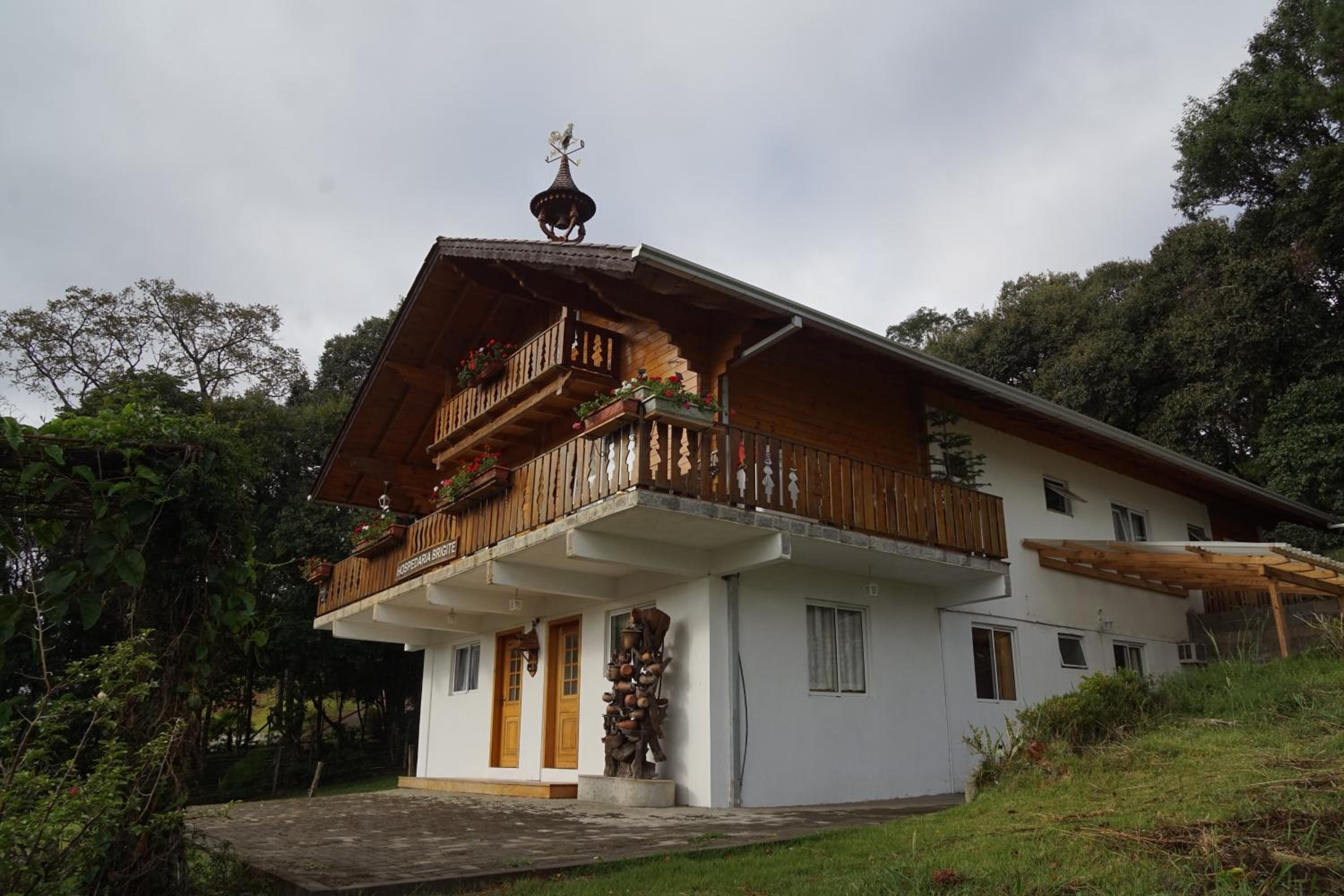 Hospedaria Brigite - Apartamento de Férias