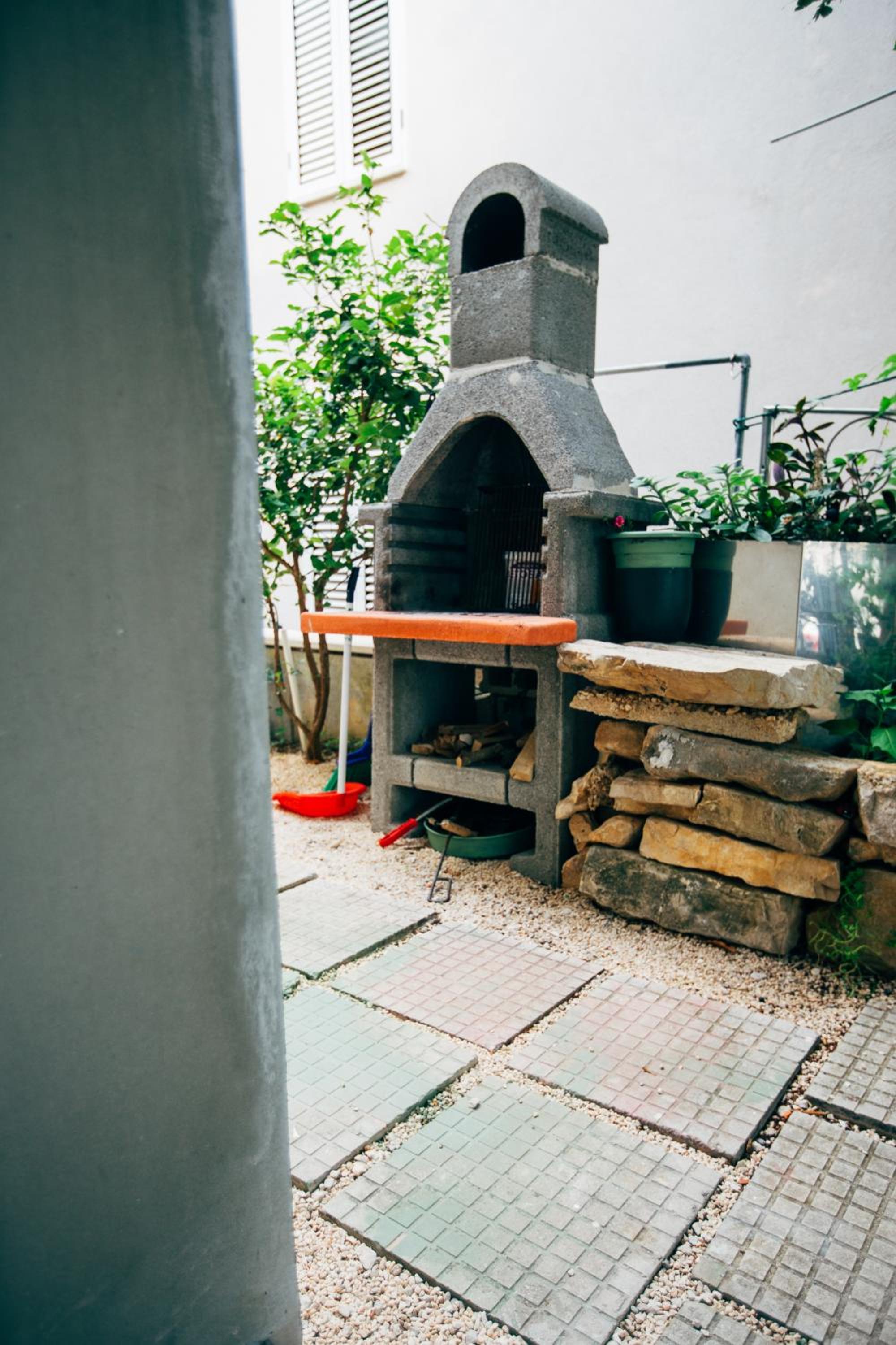 Photo 16