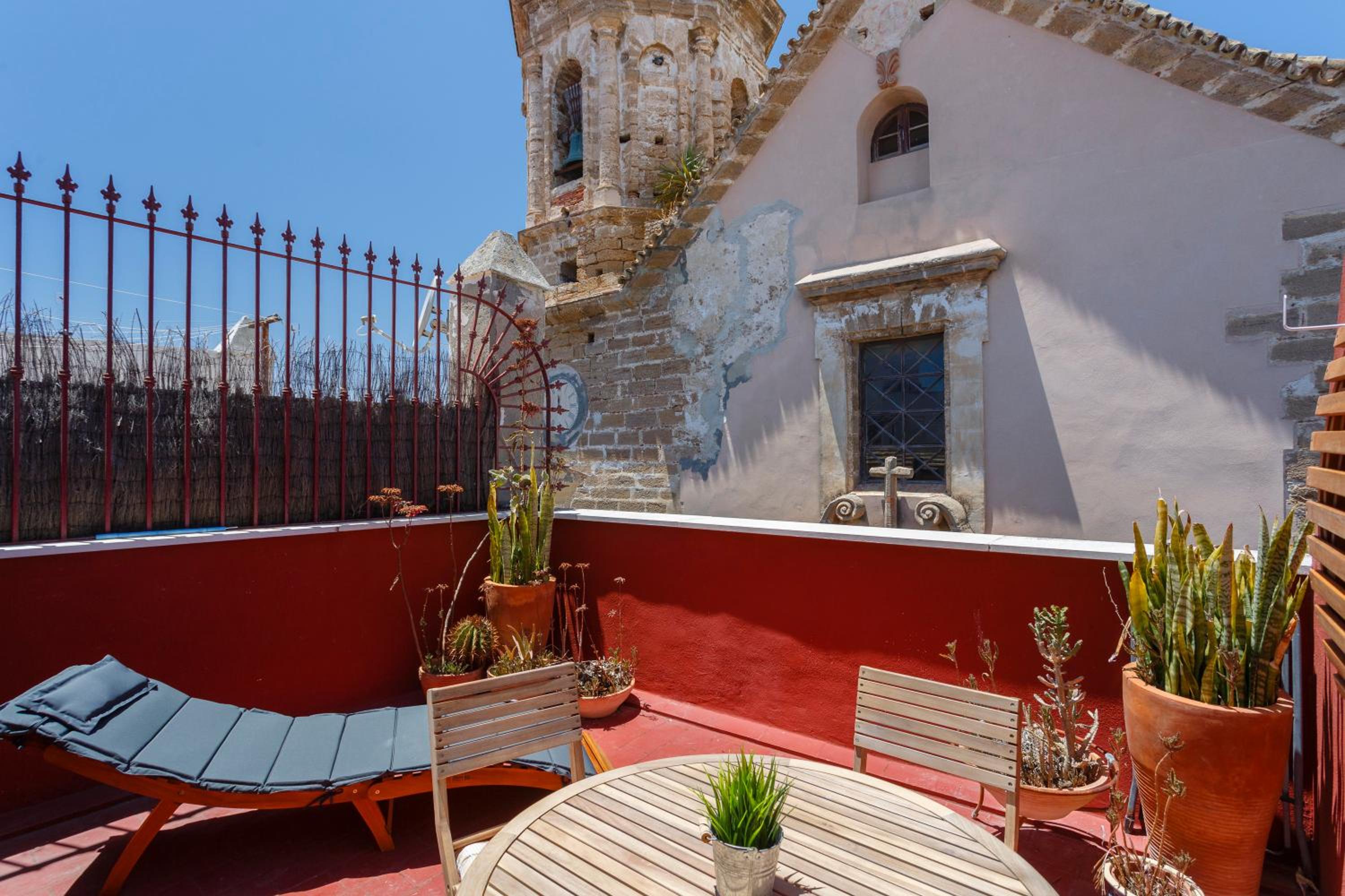 Atico de los FRANCESES by Cadiz4Rentals photo 1