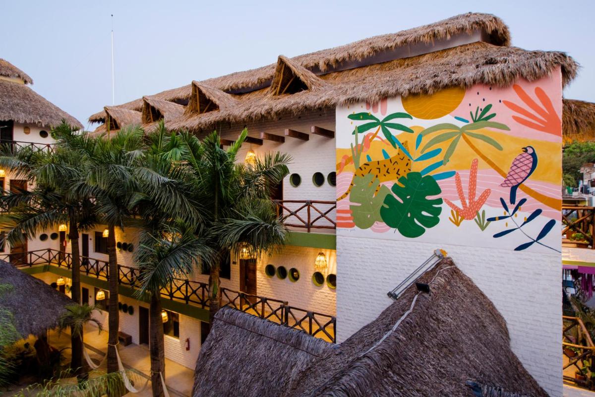 Hotel Selina Sayulita - Image 1