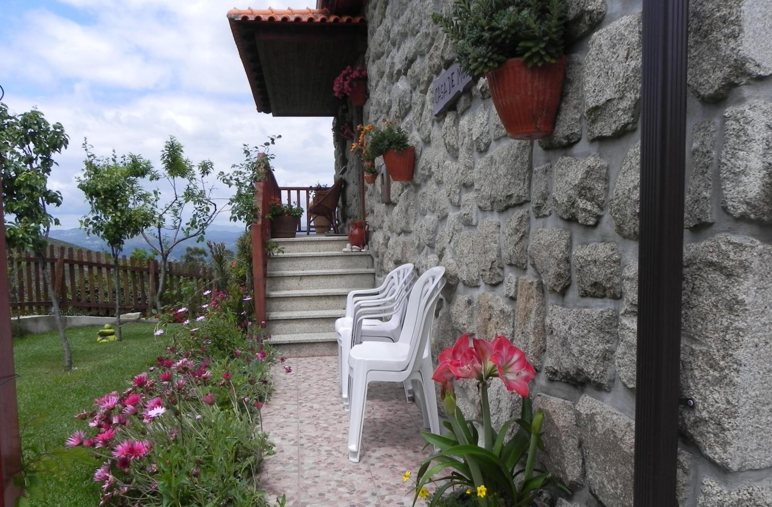 Casa de Mos view 3