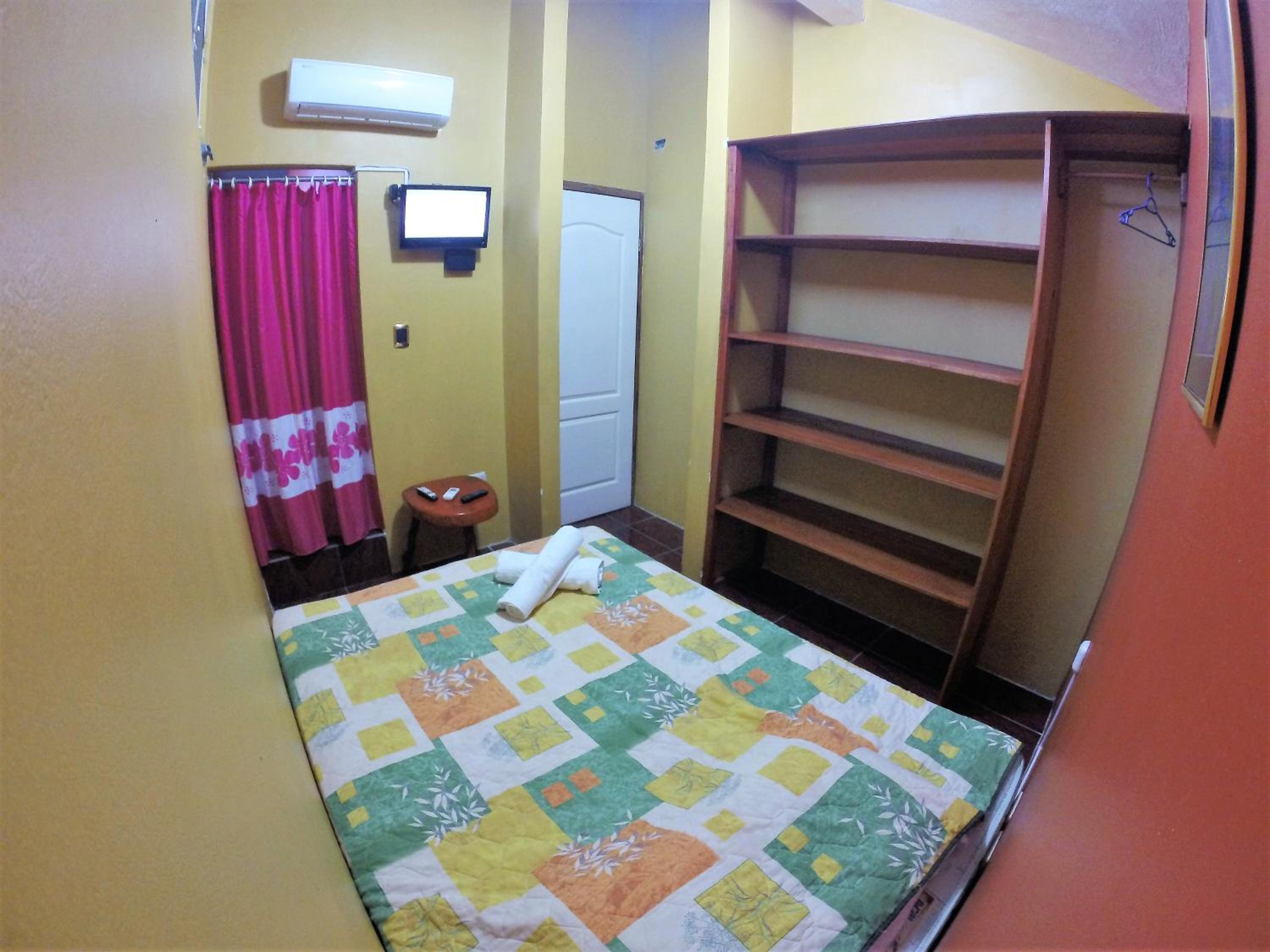 Photo 10