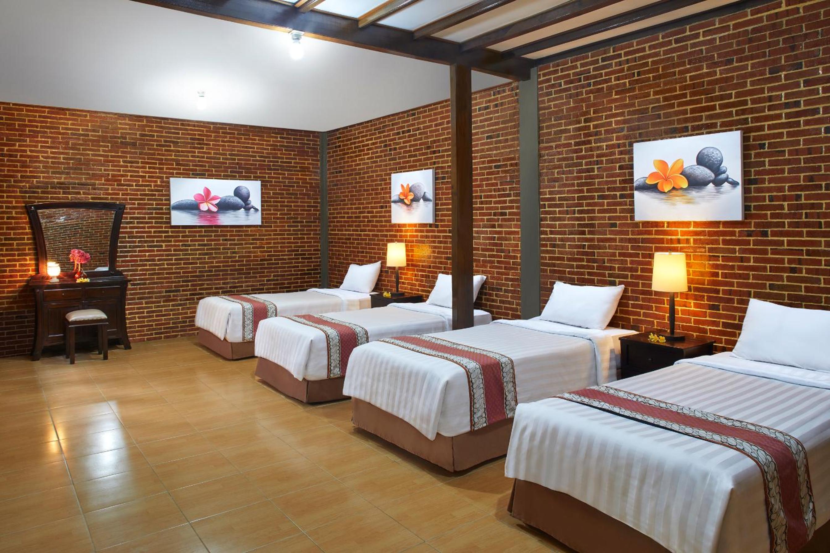 Jambuluwuk Convention Hall & Resort Batu