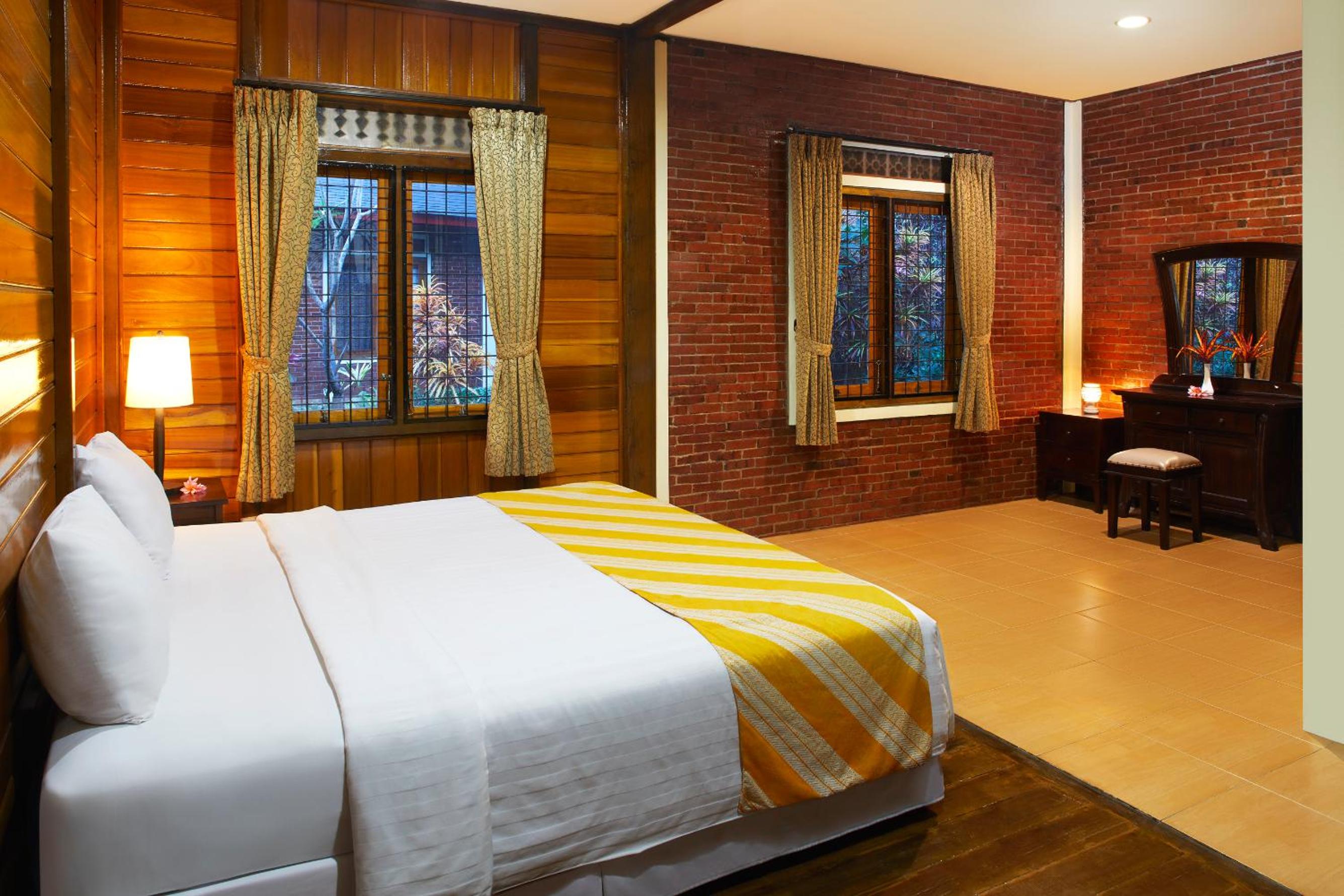 Jambuluwuk Convention Hall & Resort Batu