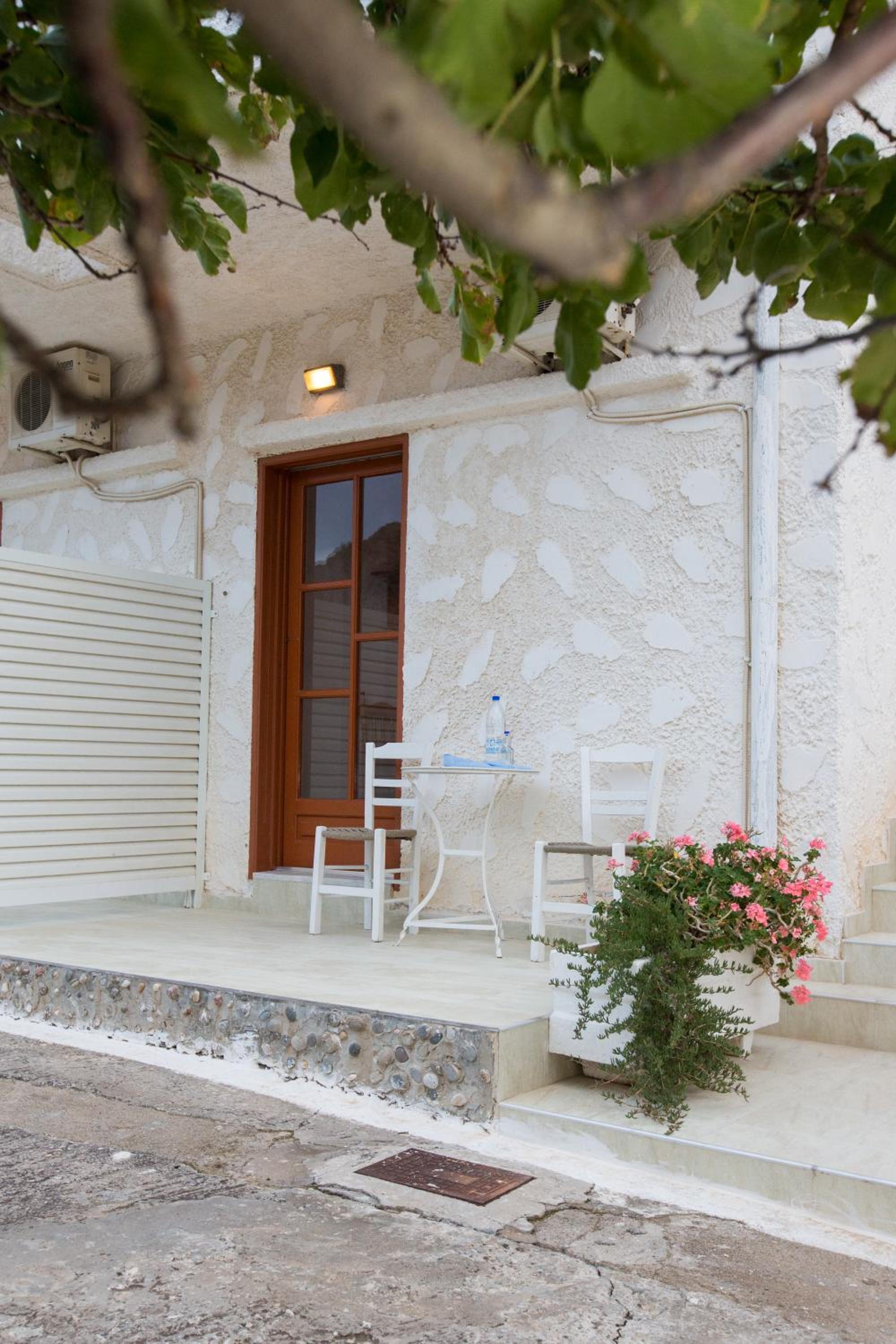 Filoxenia Studios 1 photo 4