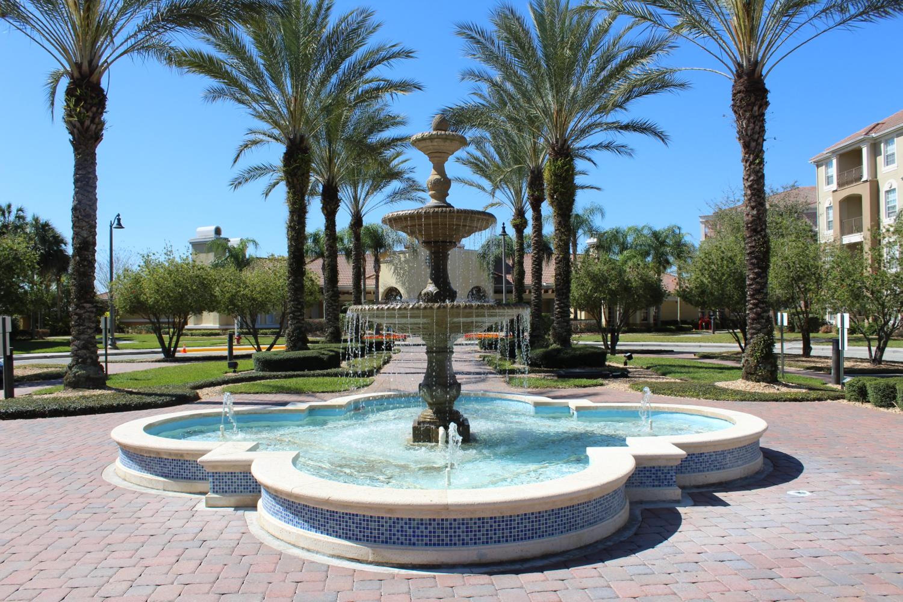 210 Disney Universal Convention Center