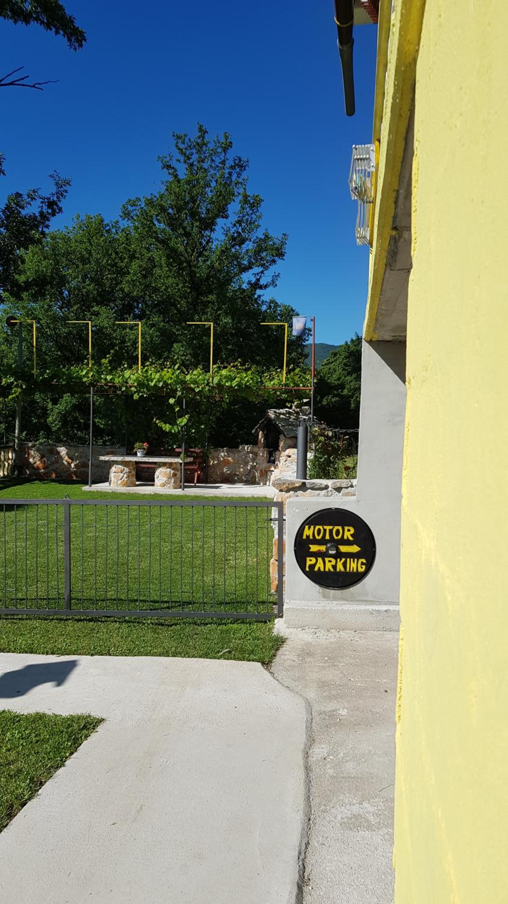 Pansion Renata