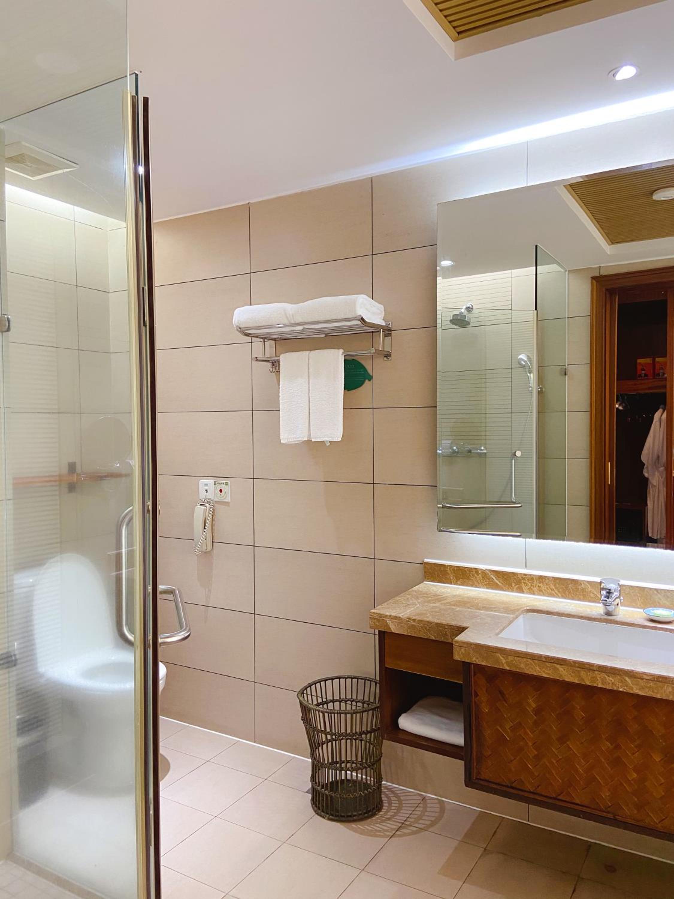 Luhuitou State Guesthouse & Resort
