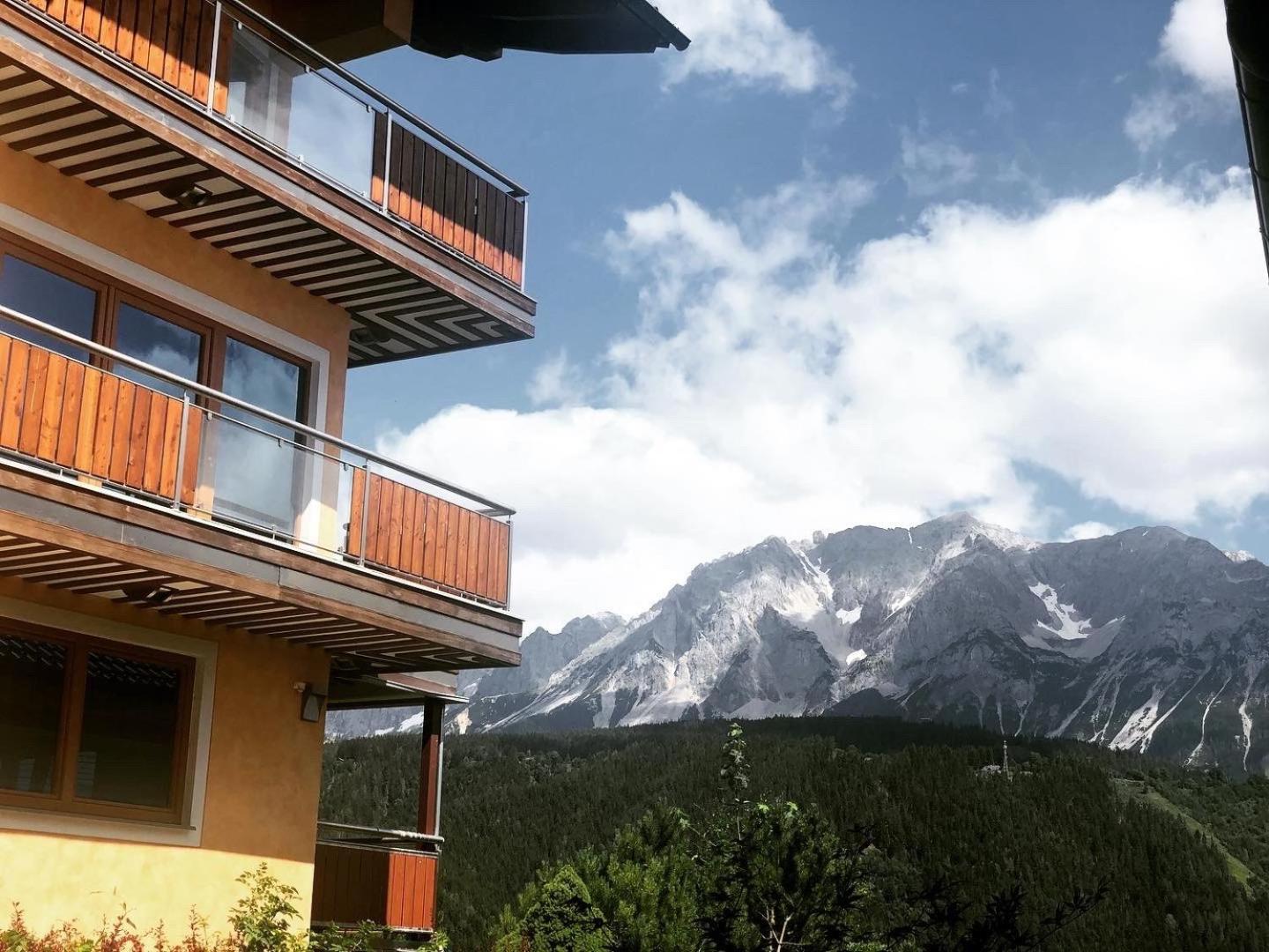 Appartement Panorama Dachstein by Schladming-Appartements view 4