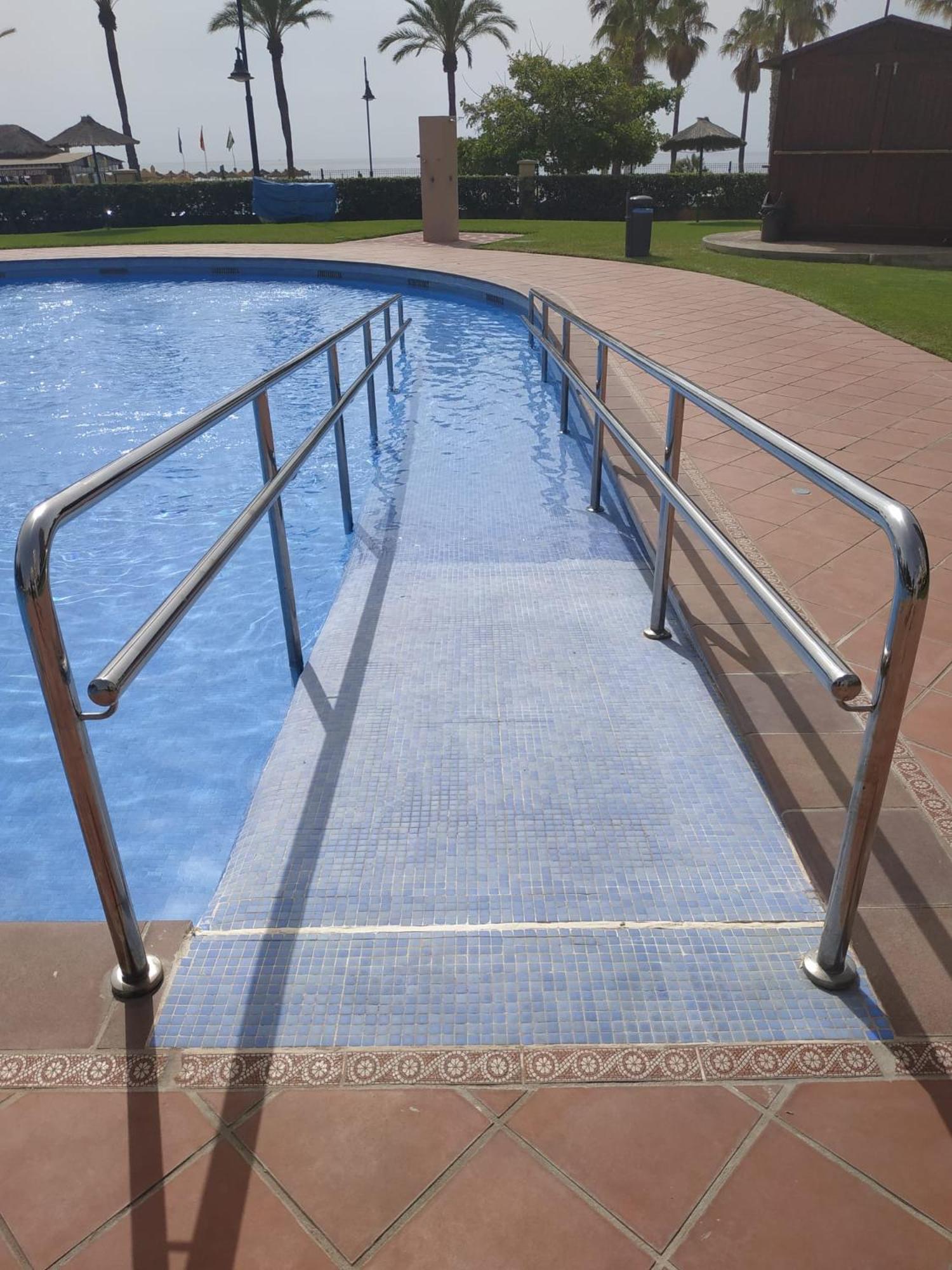 LUXURY HOUSE 110 m2 on the BEACH, POOL, PARKING photo 2