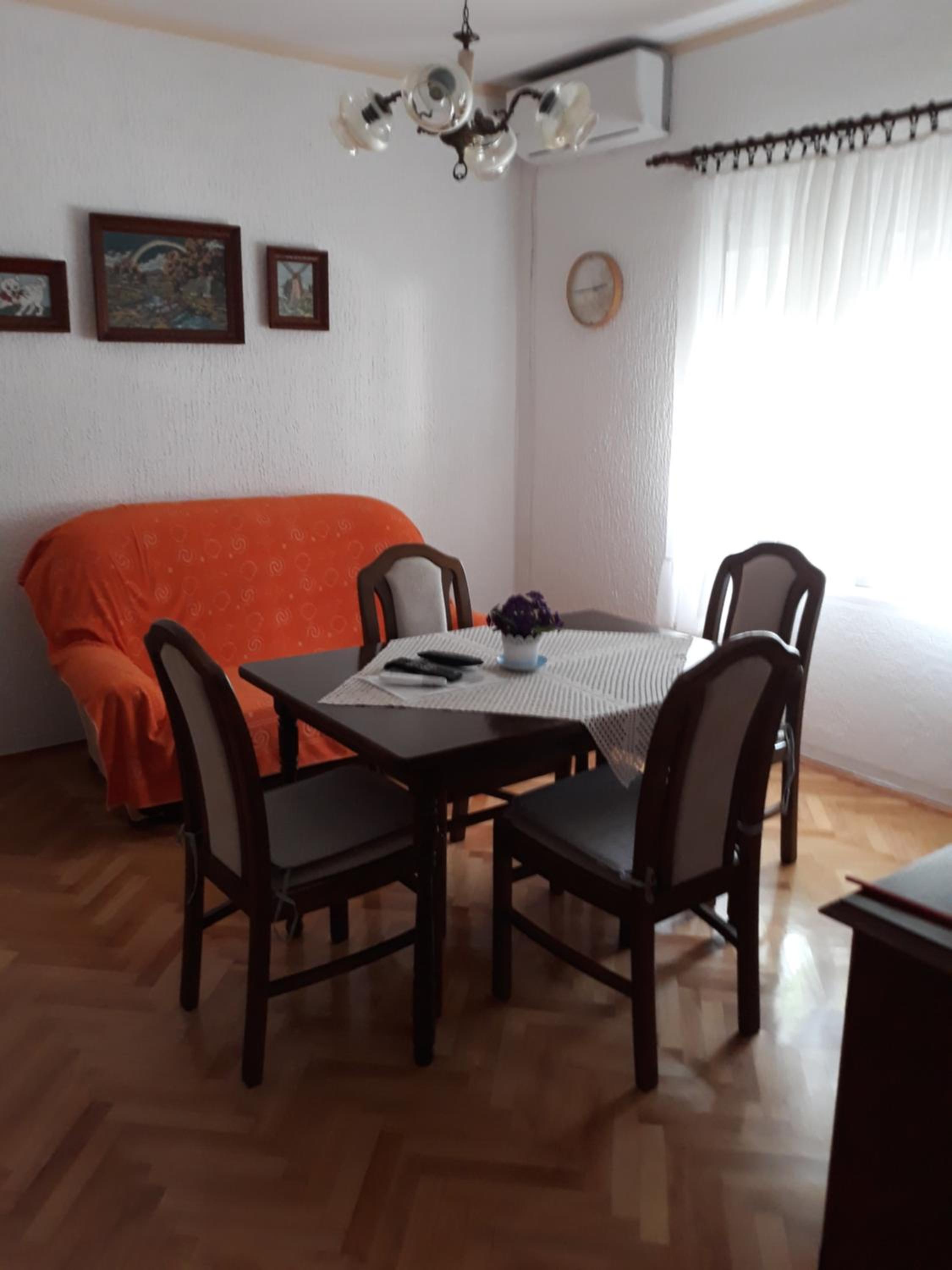 Photo 37