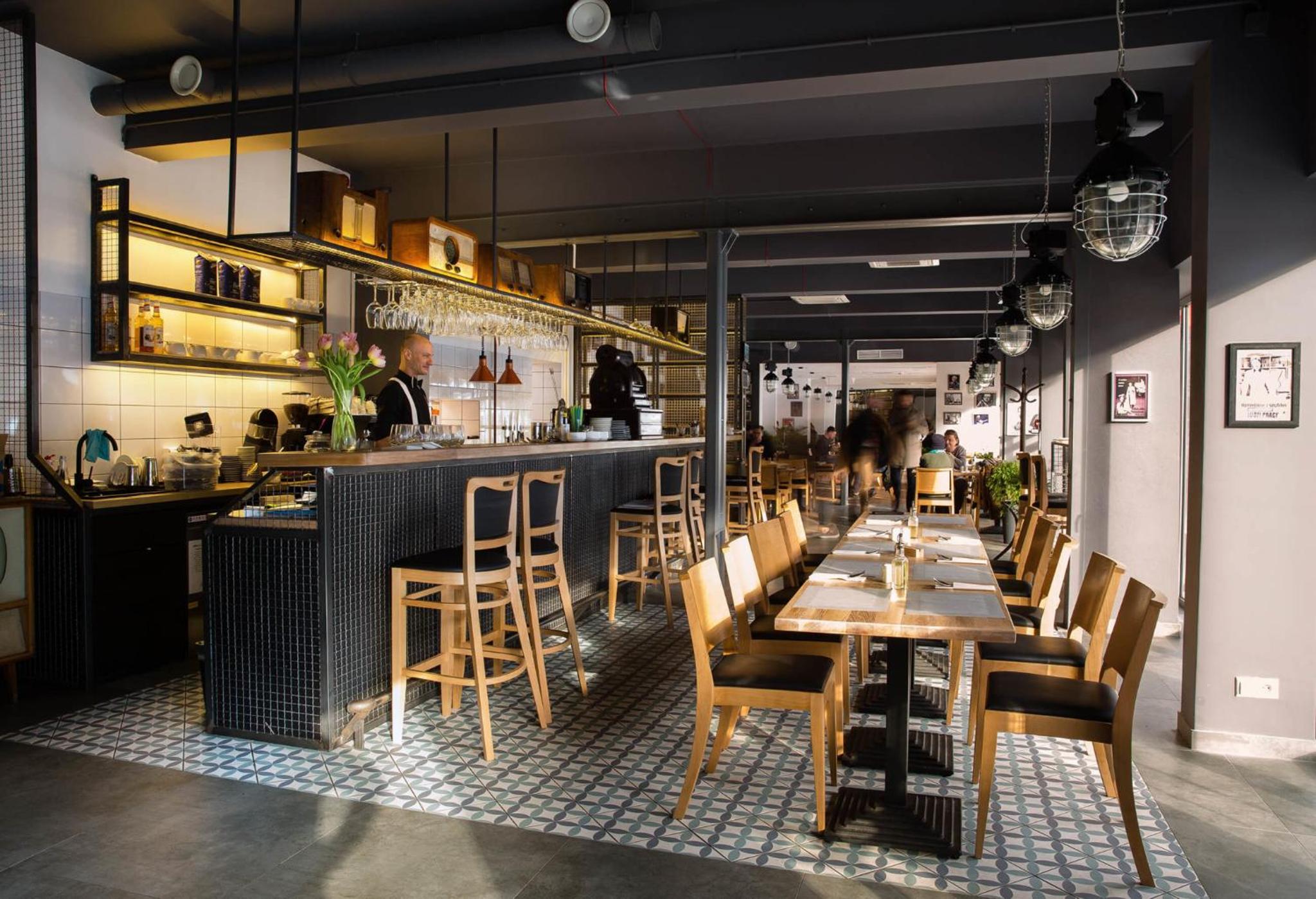 restaurant