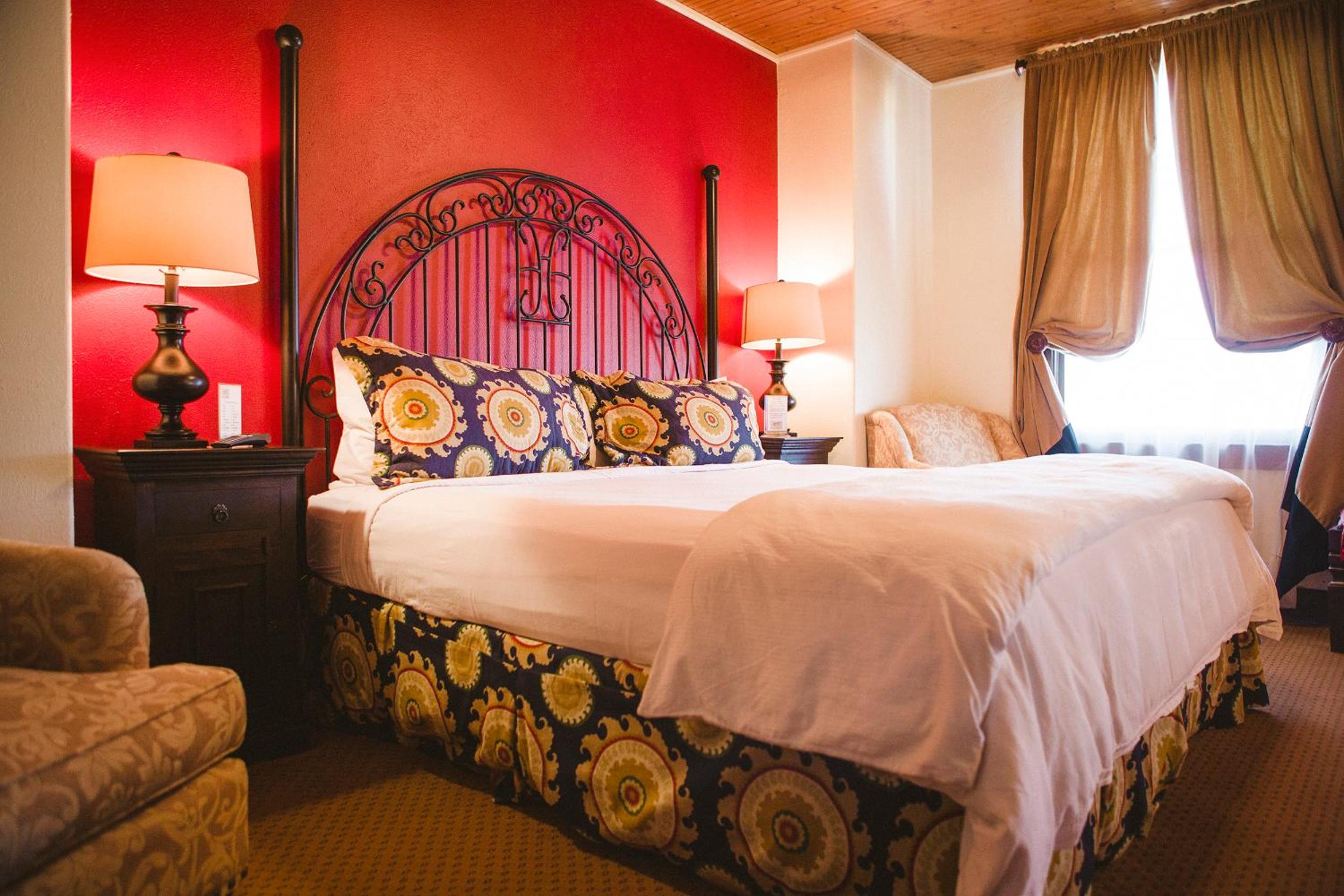 Alpine Vacations - The Holland Hotel - Property Image 20