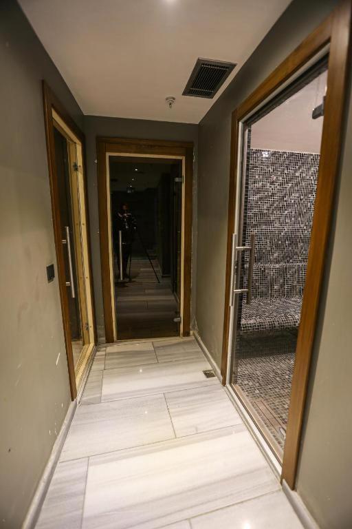 Royal Galata Otel - Image 47