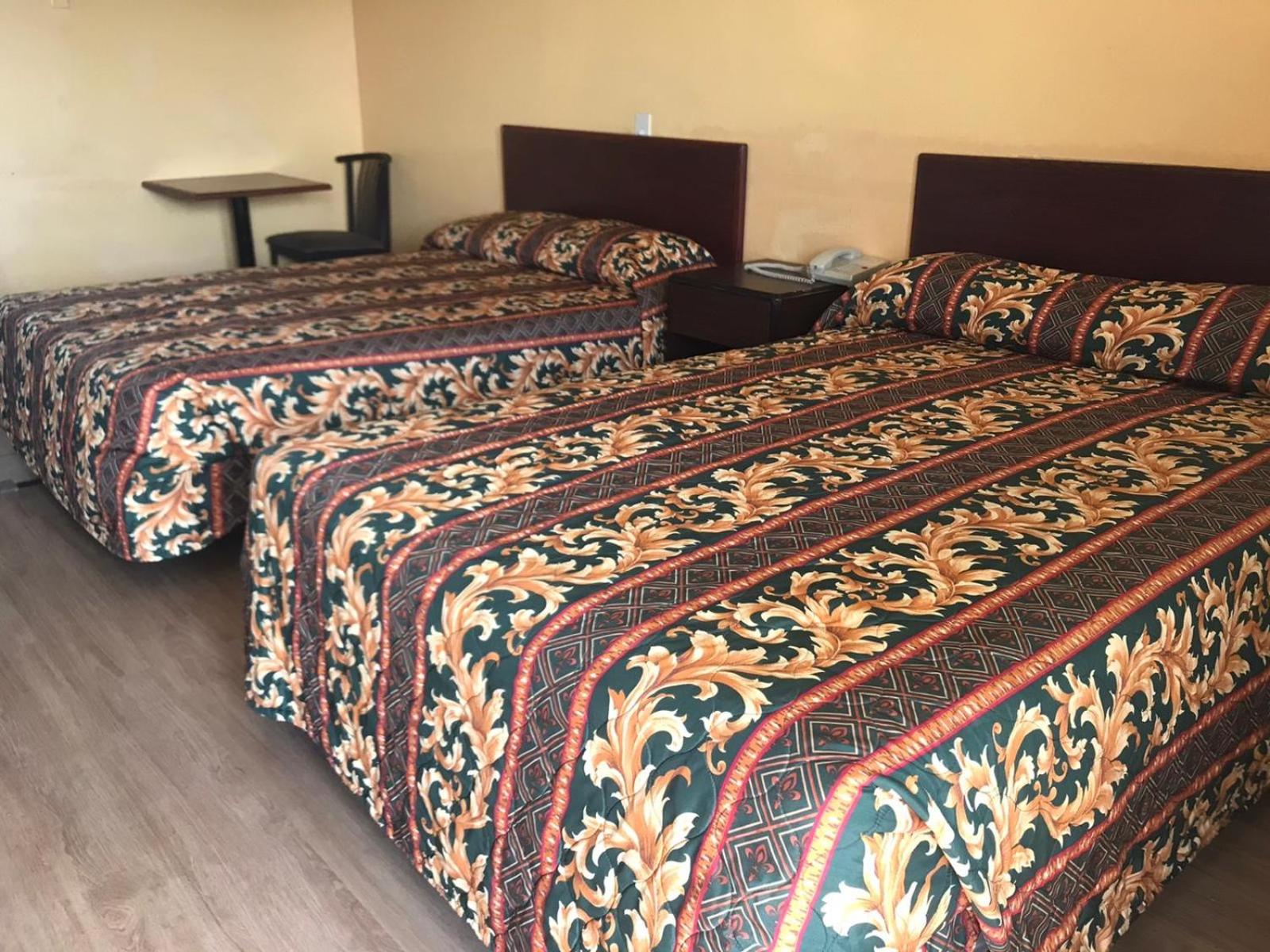 Lone Star Inn