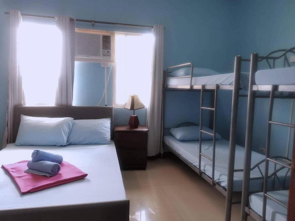 The Stopover Hostel - Mactan