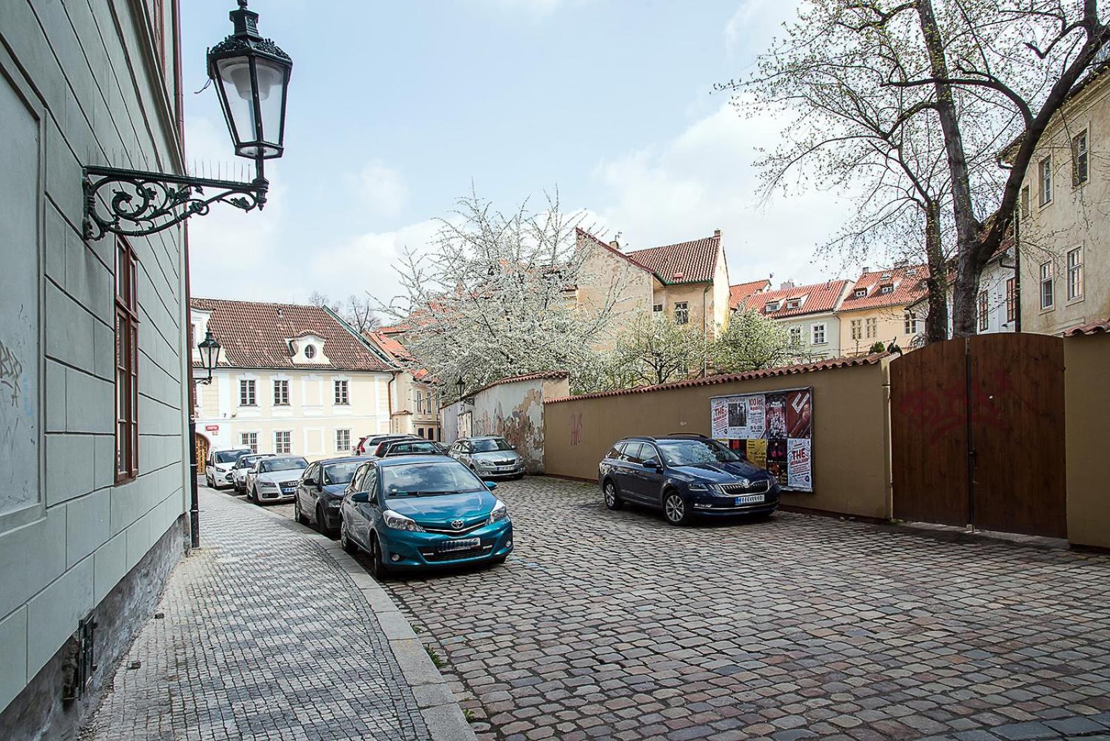 Quiet Apartment in The Old Town
