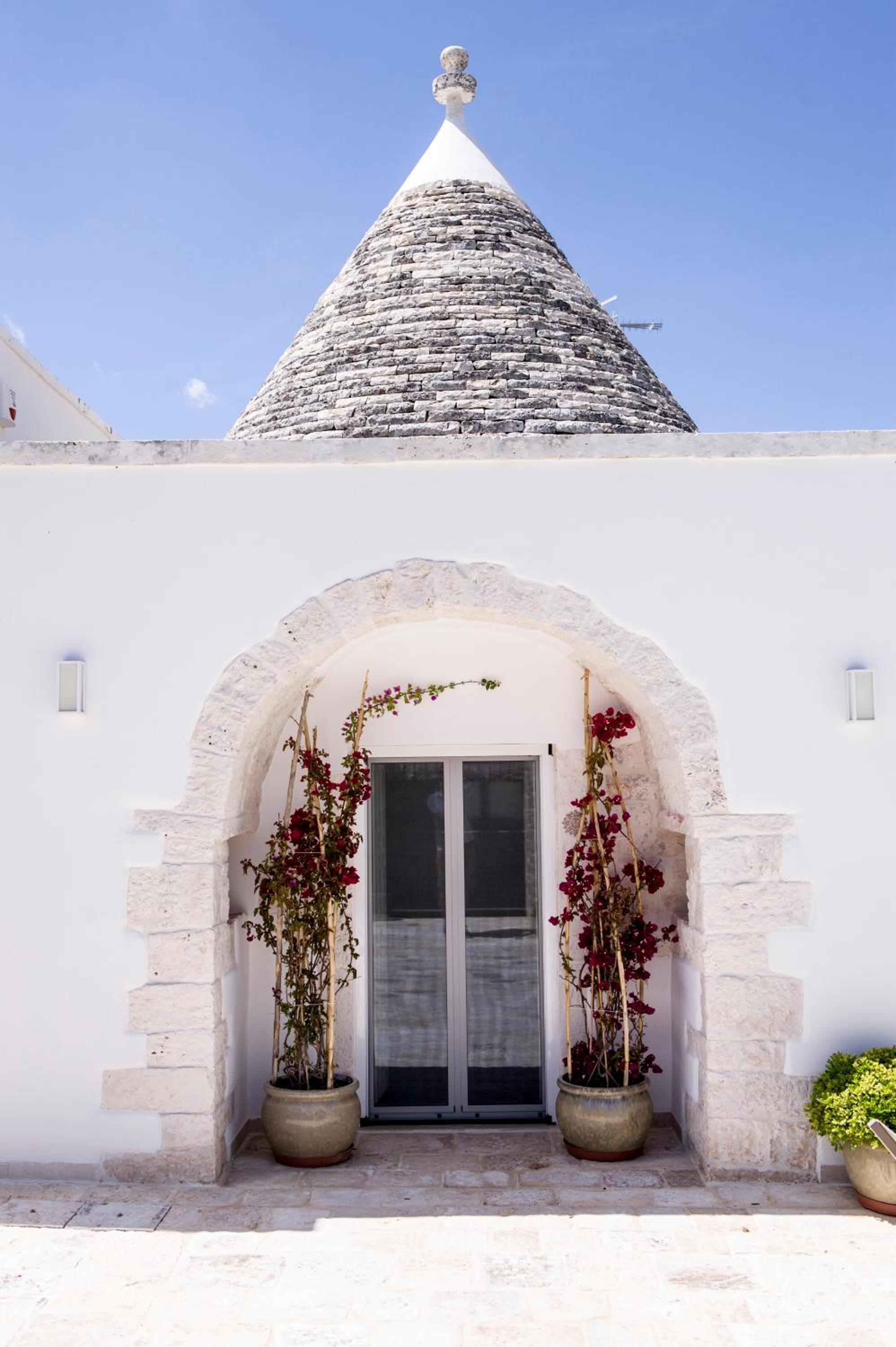 Hotel Trulli Pietraviva with Pool - Image 1