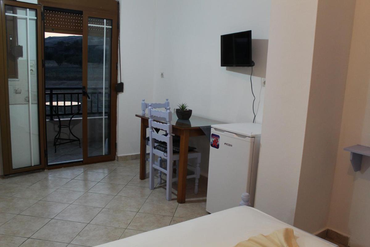 Photo 6