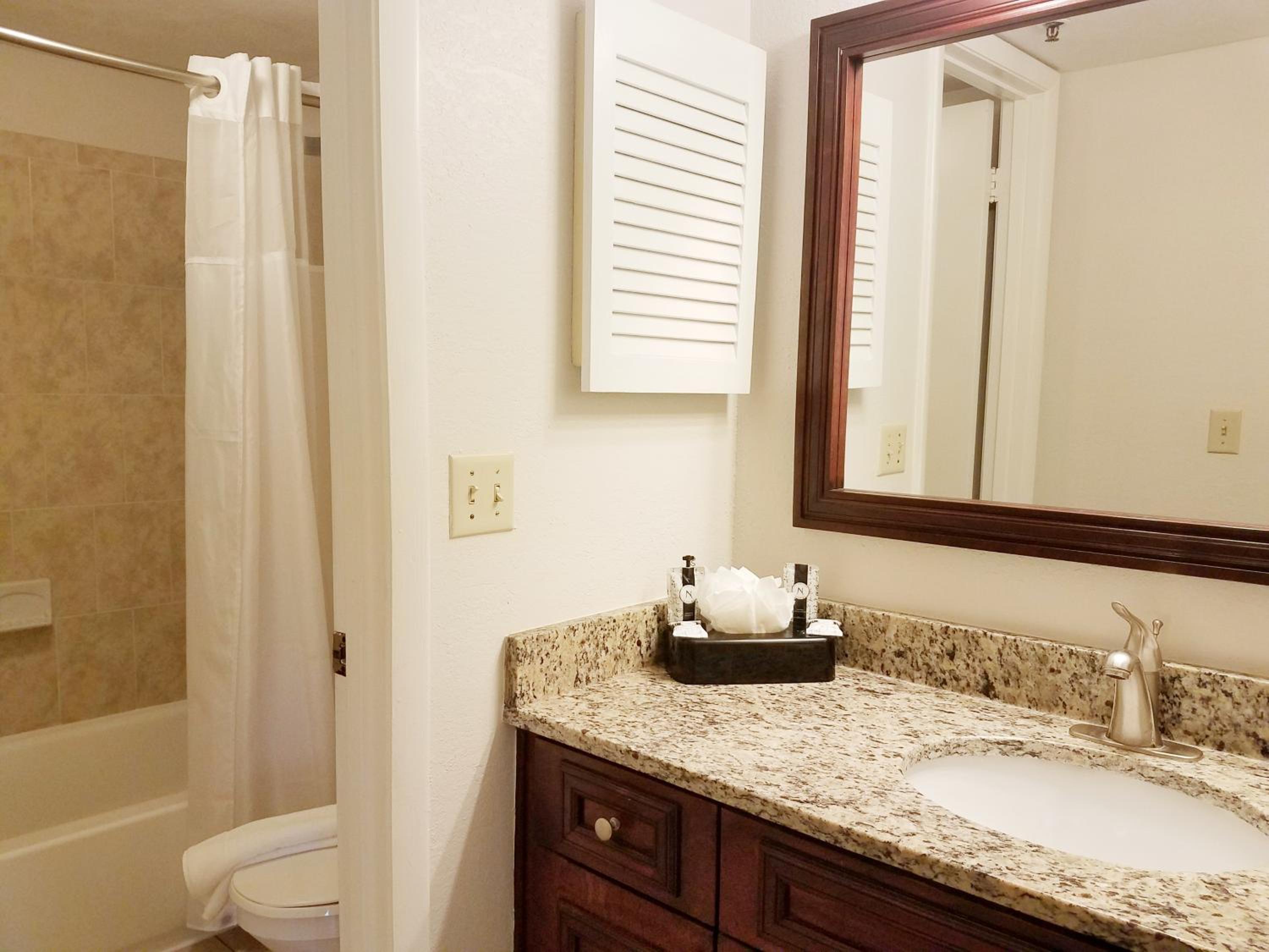 Parc Corniche Condominium Suites, photo 45