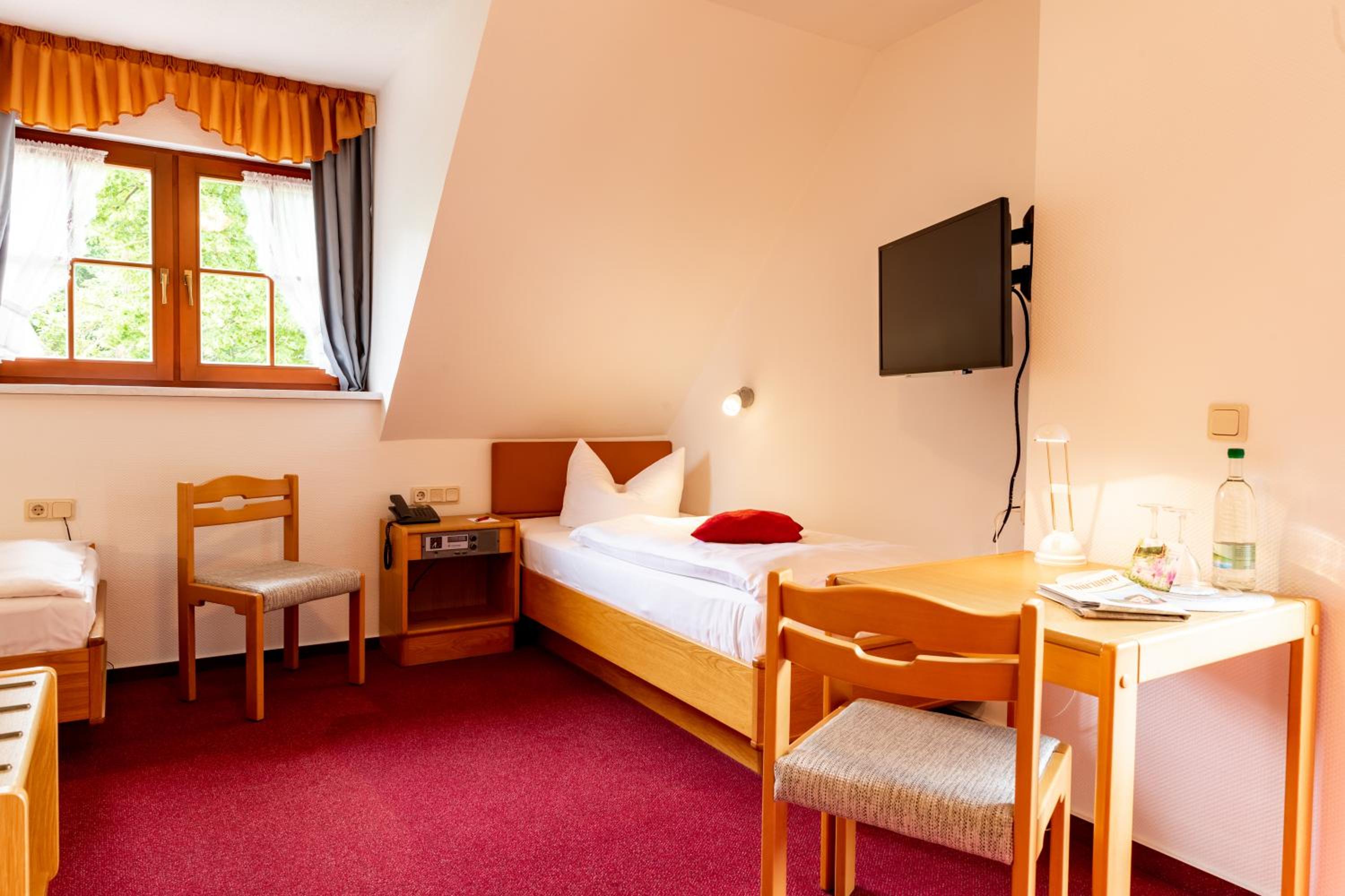 Hotel & Restaurant Lengefelder Warte