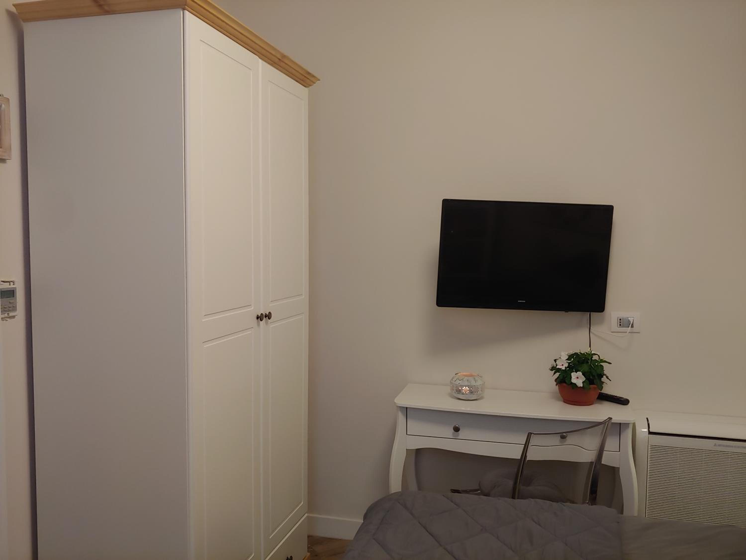 TINY ROOM en Sassari — hotel room
